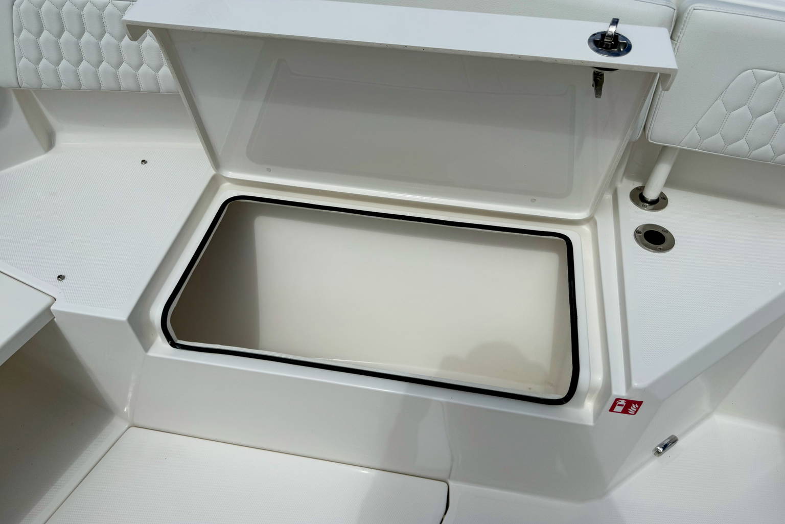 New 2027 Cobia 285 CC #J010 image 34