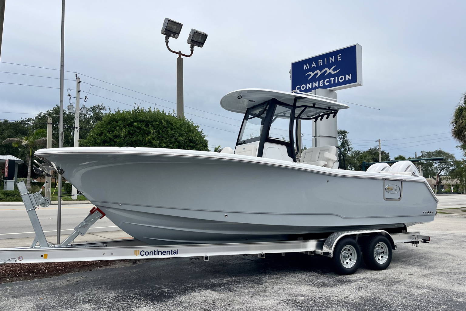 New 2027 Sea Hunt Ultra 265 SE #0038 image 1