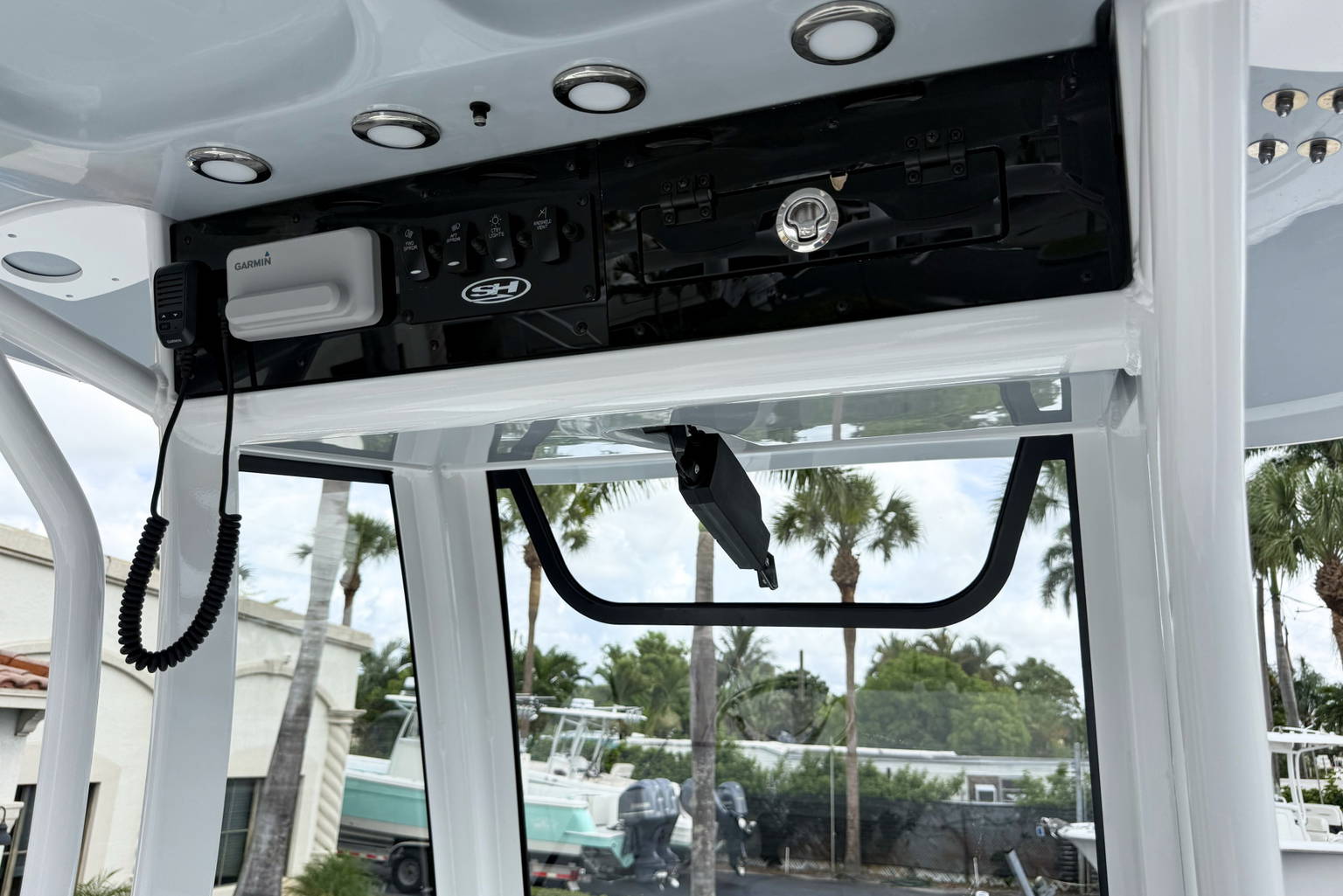 New 2027 Sea Hunt Ultra 235 SE #0172 image 17