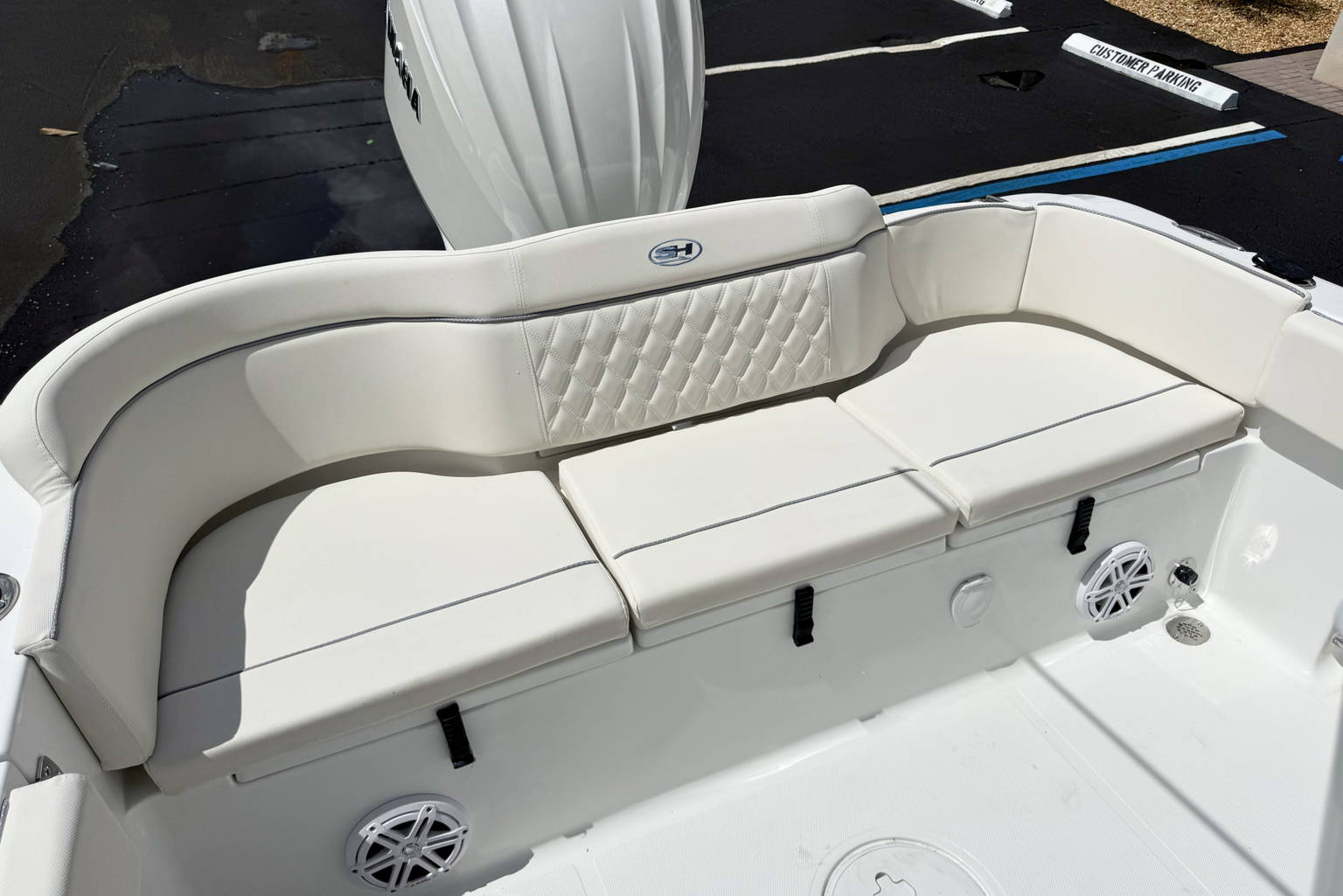 New 2027 Sea Hunt Ultra 235 SE #0172 image 9