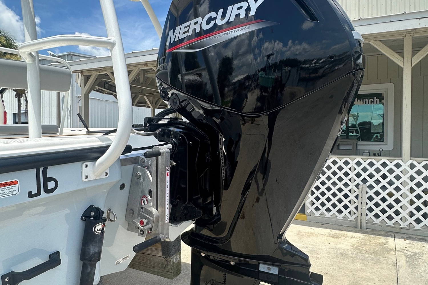 Used 2024 Mako 18 LTS #0021 image 4