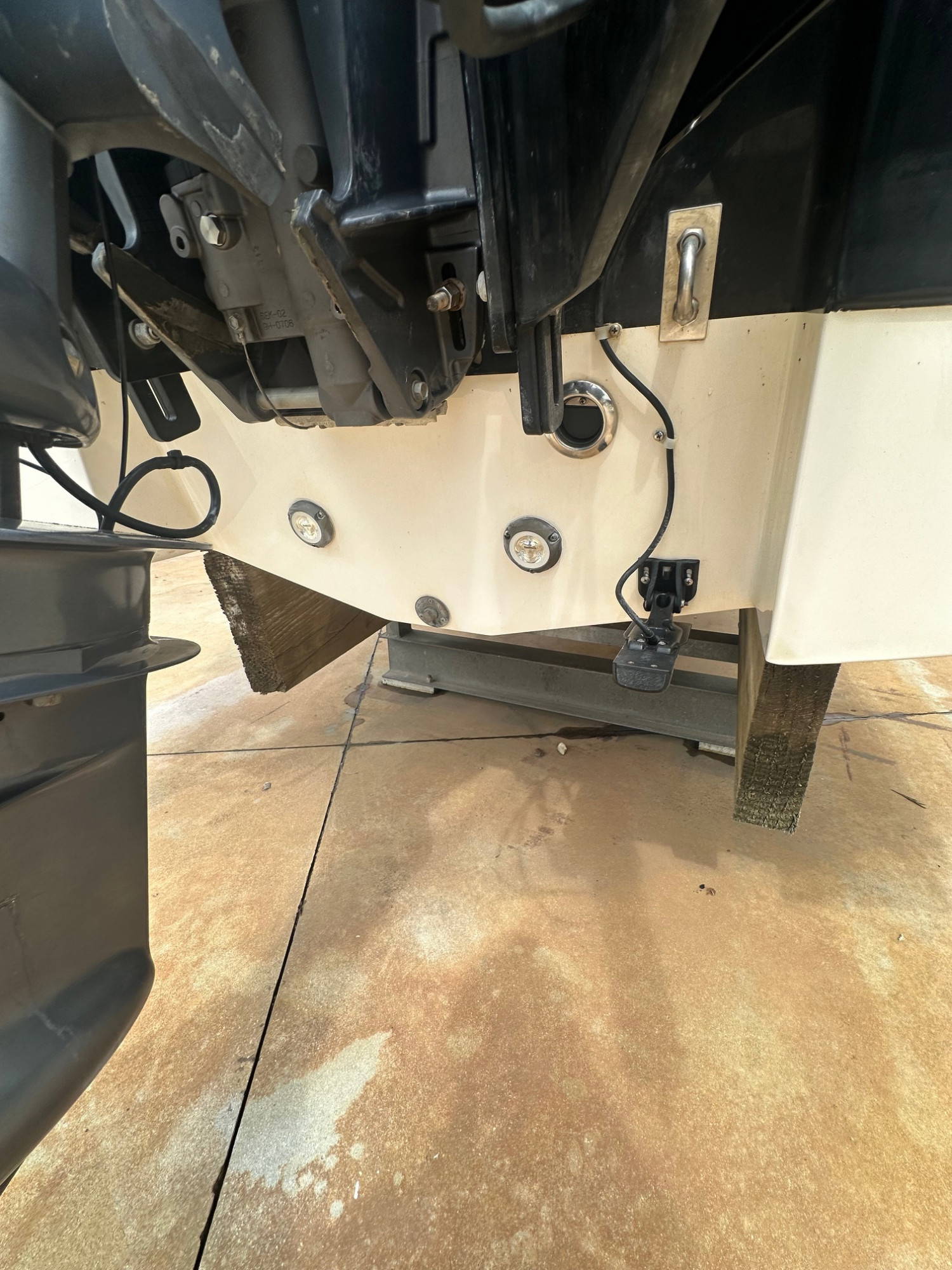 Alternative image of Robalo R180 in Stuart, FL