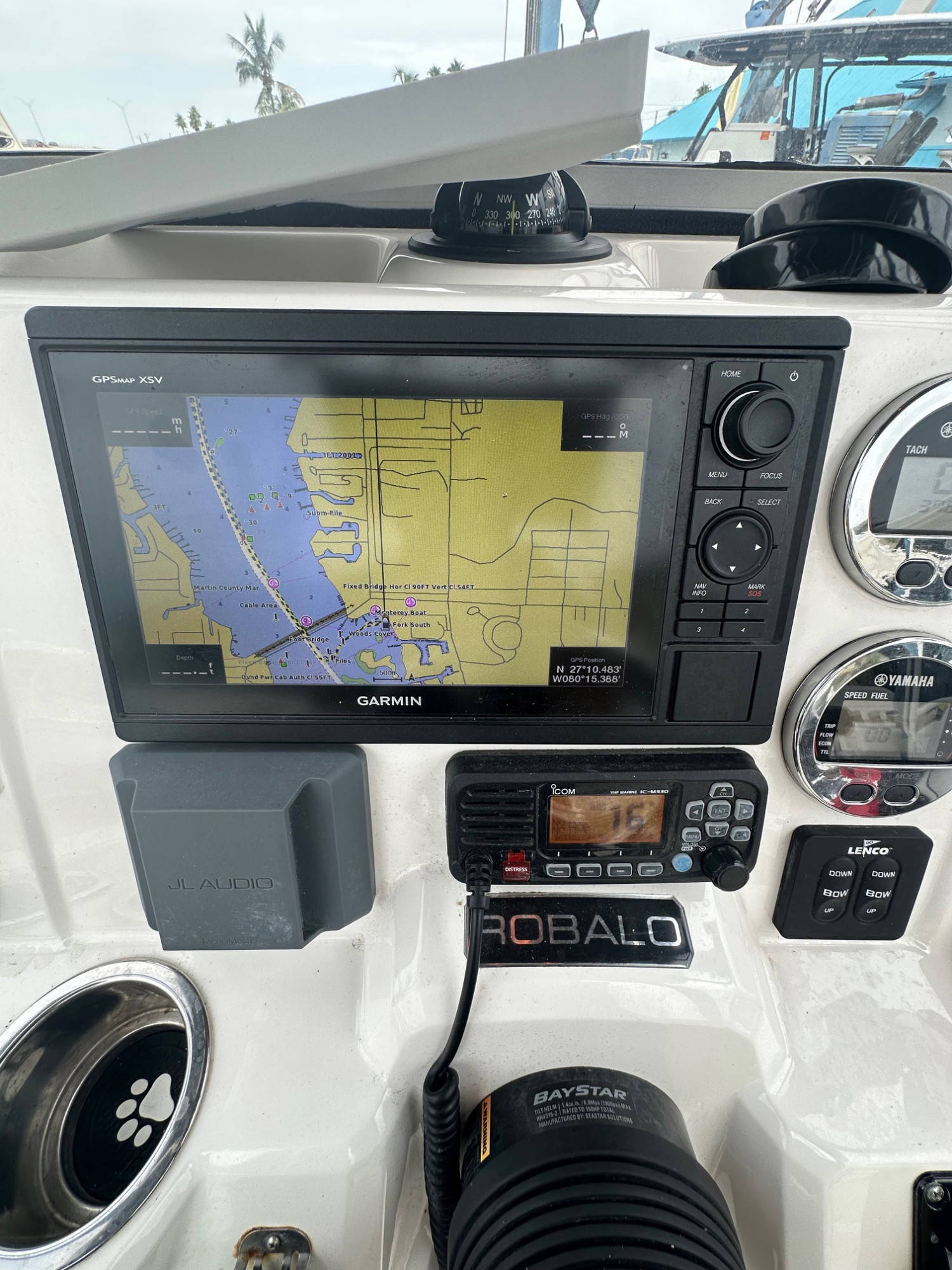 Alternative image of Robalo R180 in Stuart, FL