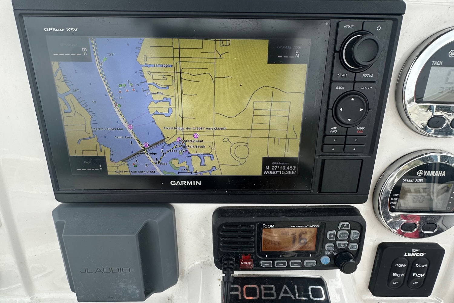 Used 2021 Robalo R180 #0139 image 10