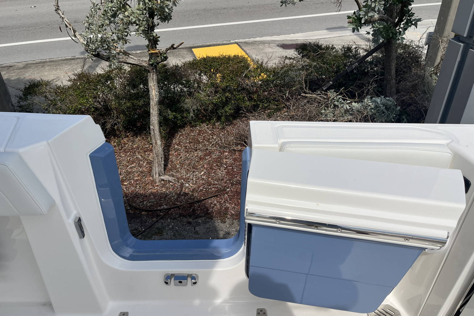 New 2027 Cobia 265 CC #G011 image 15