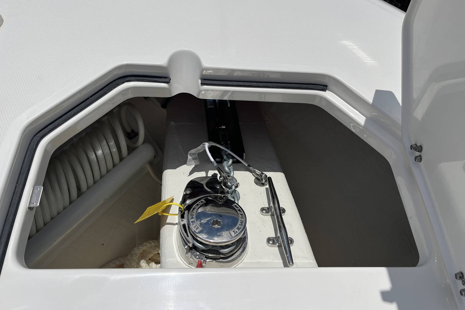 New 2027 Cobia 265 CC #G011 image 25