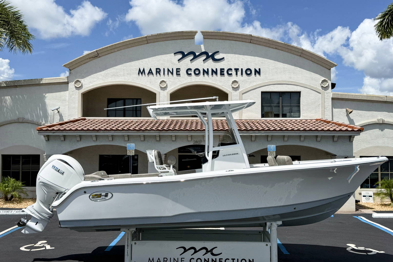 New 2027 Sea Hunt Ultra 229 #0548 image 1