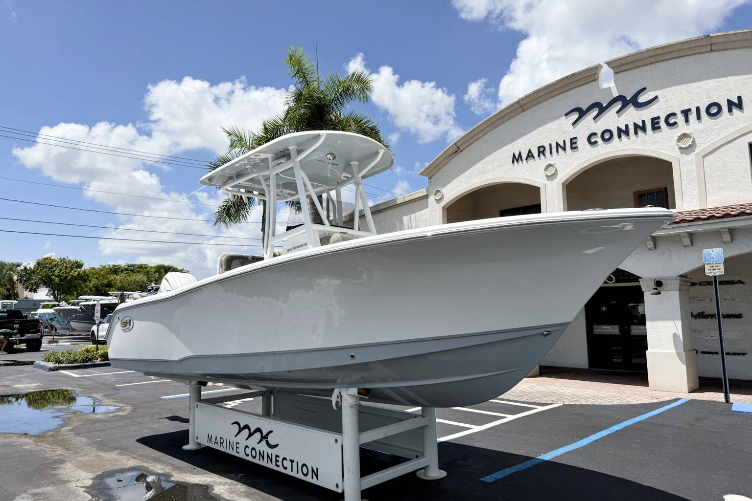 New 2027 Sea Hunt Ultra 229 #0548 image 2