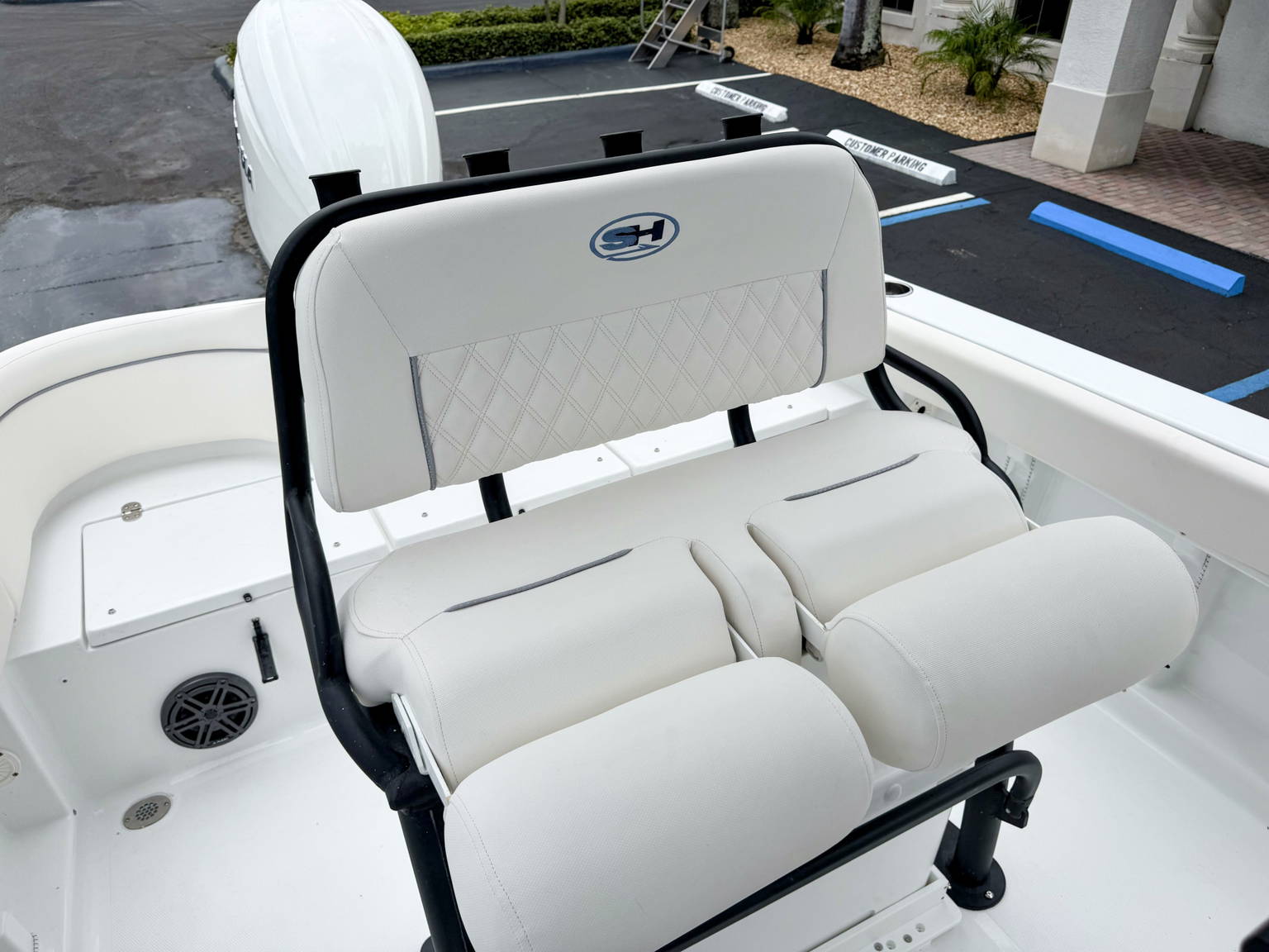 Alternative image of Sea Hunt Ultra 219 in Stuart, FL