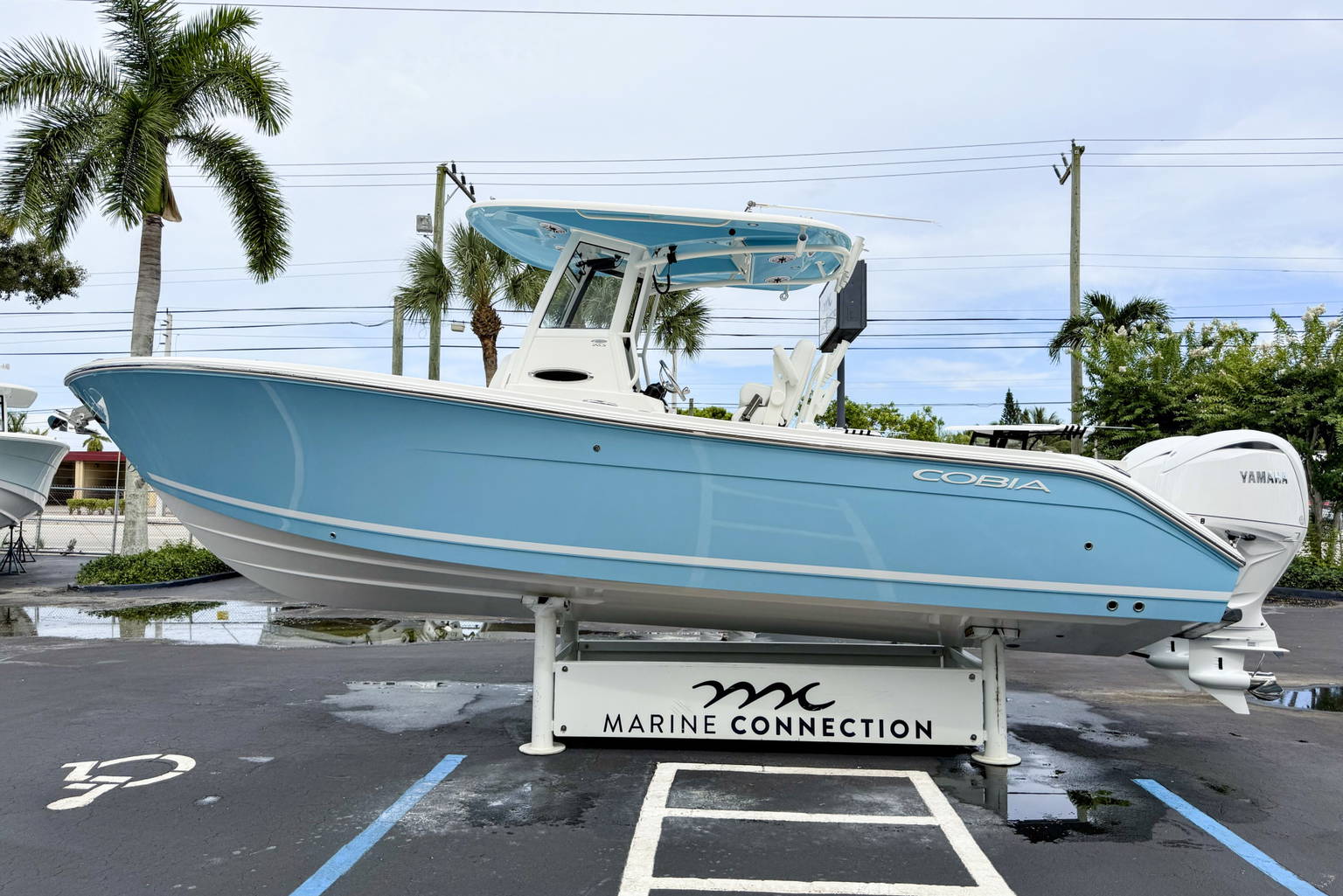 New 2027 Cobia 265 CC #G014 image 5