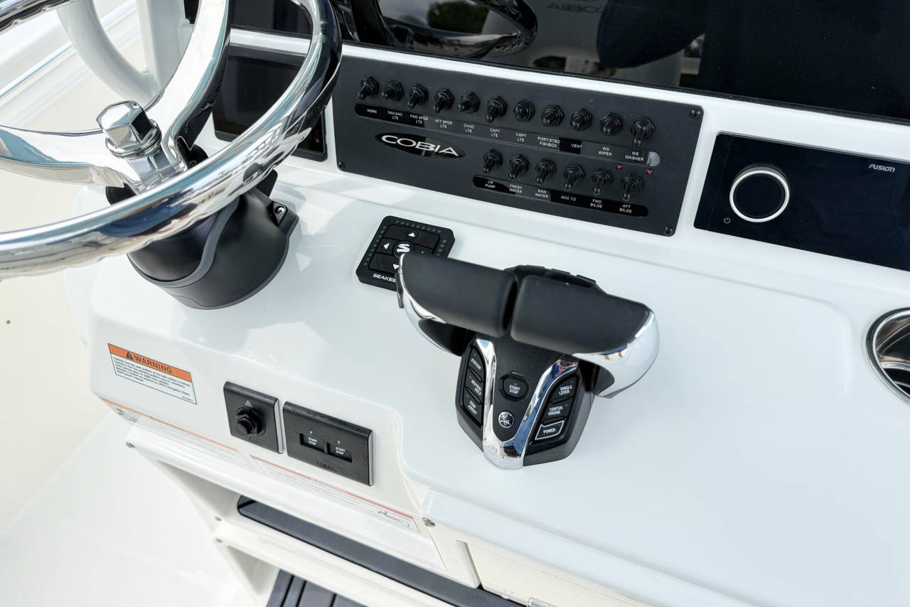 Alternative image of Cobia 265 CC in West Palm Beach, FL