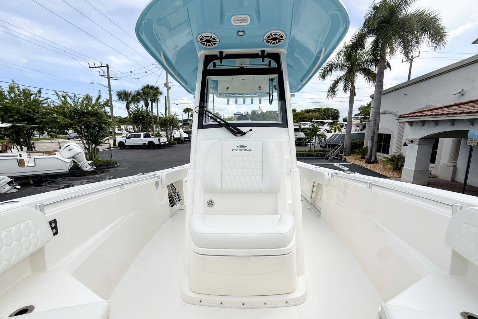 New 2027 Cobia 265 CC #G014 image 29