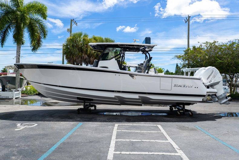 New 2023 Blackfin 332CC #C238 image 8