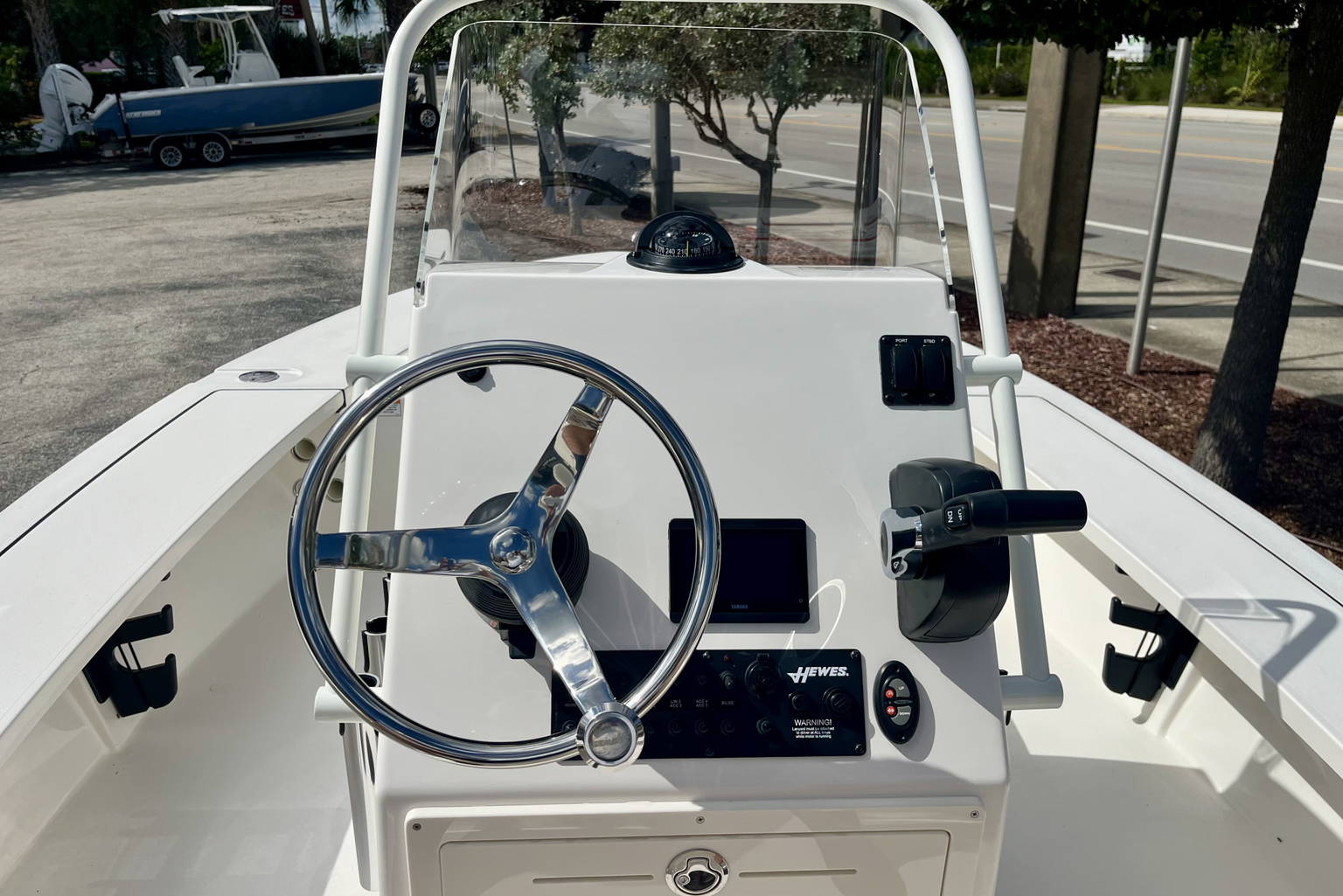 New 2027 Hewes Redfisher 16 #E005 image 10
