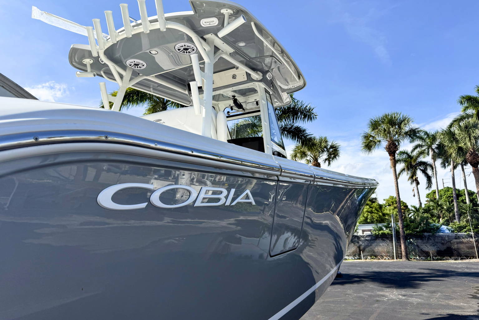 New 2027 Cobia 305 CC #L010 image 11