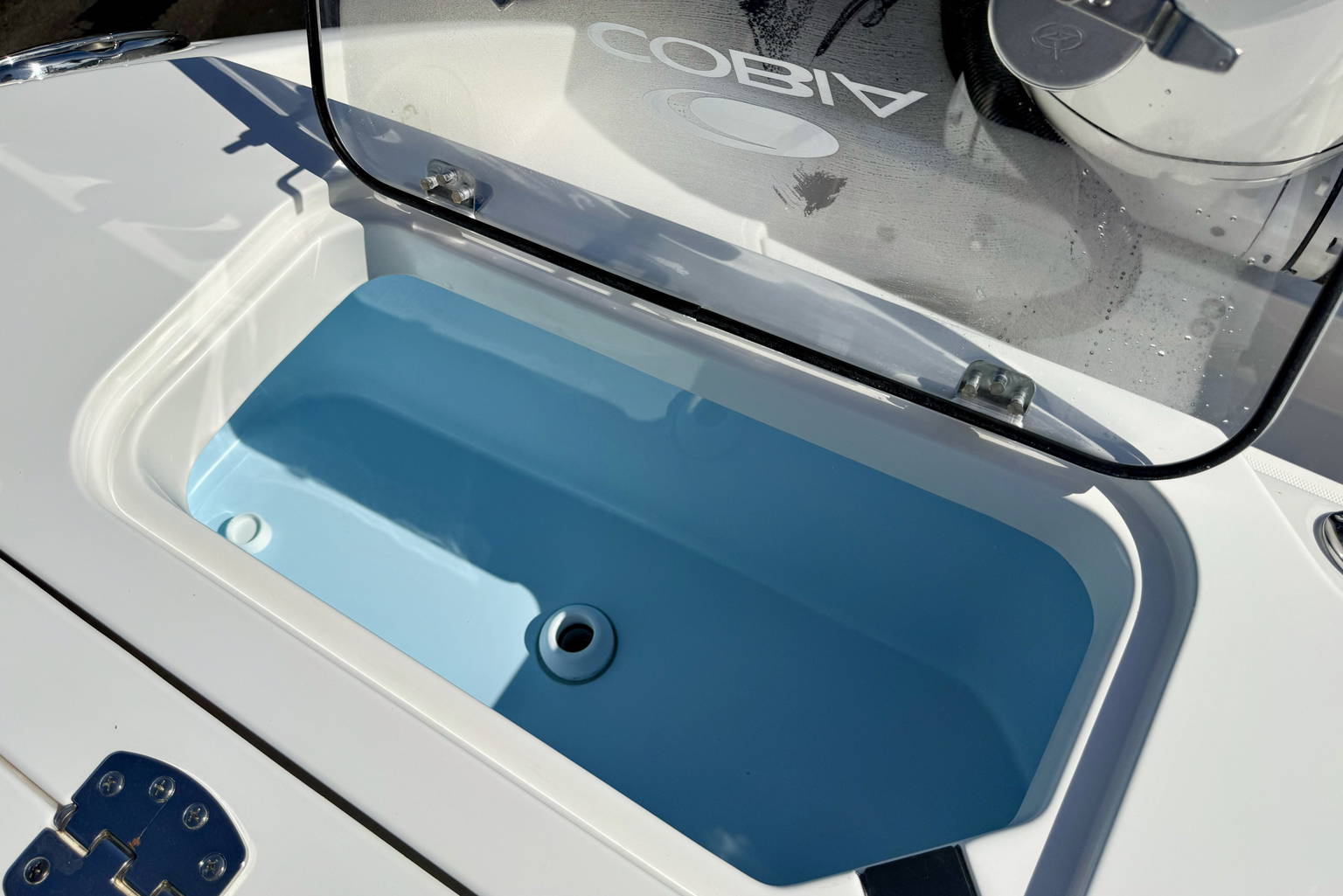 New 2027 Cobia 305 CC #L010 image 15