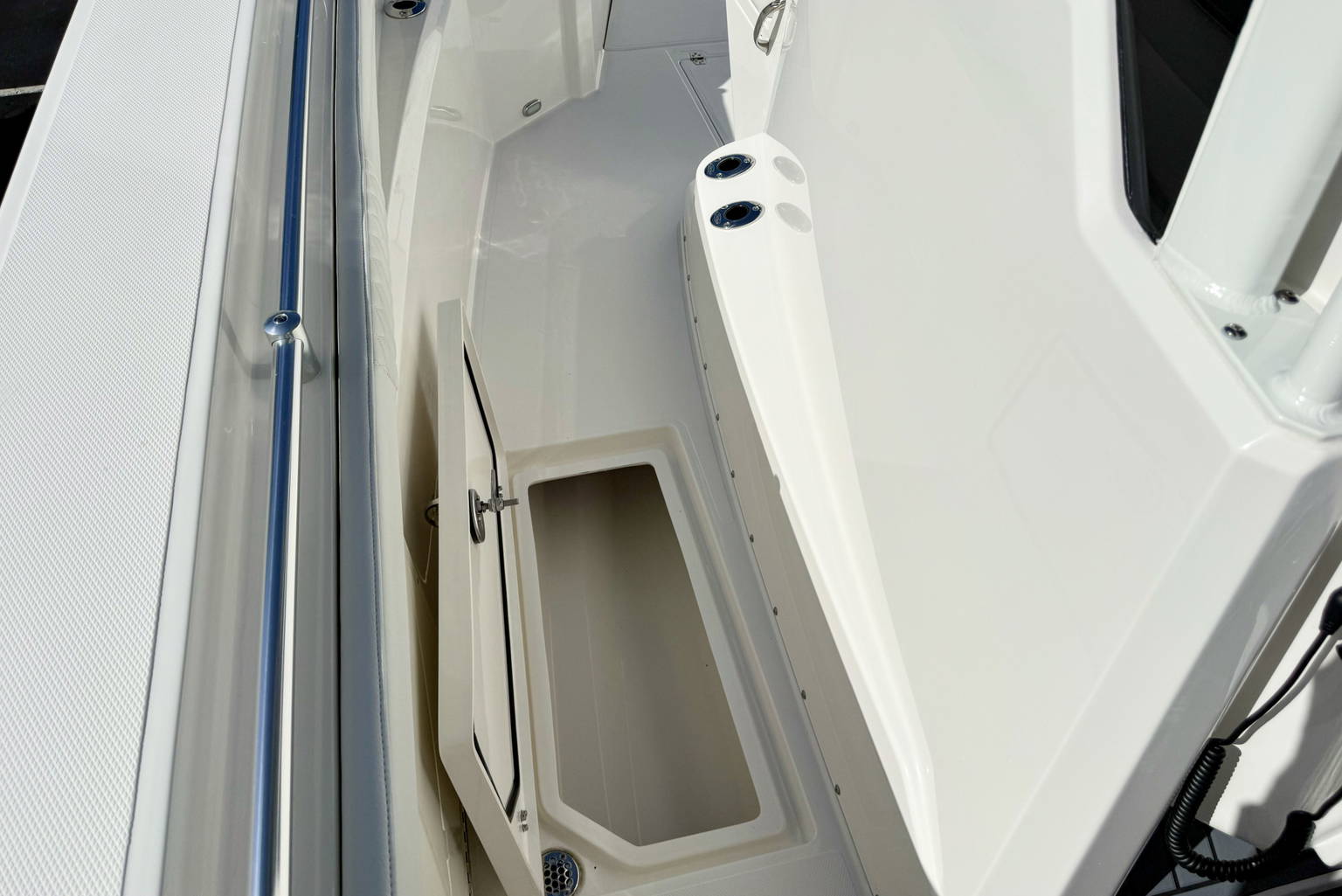 New 2027 Cobia 305 CC #L010 image 42