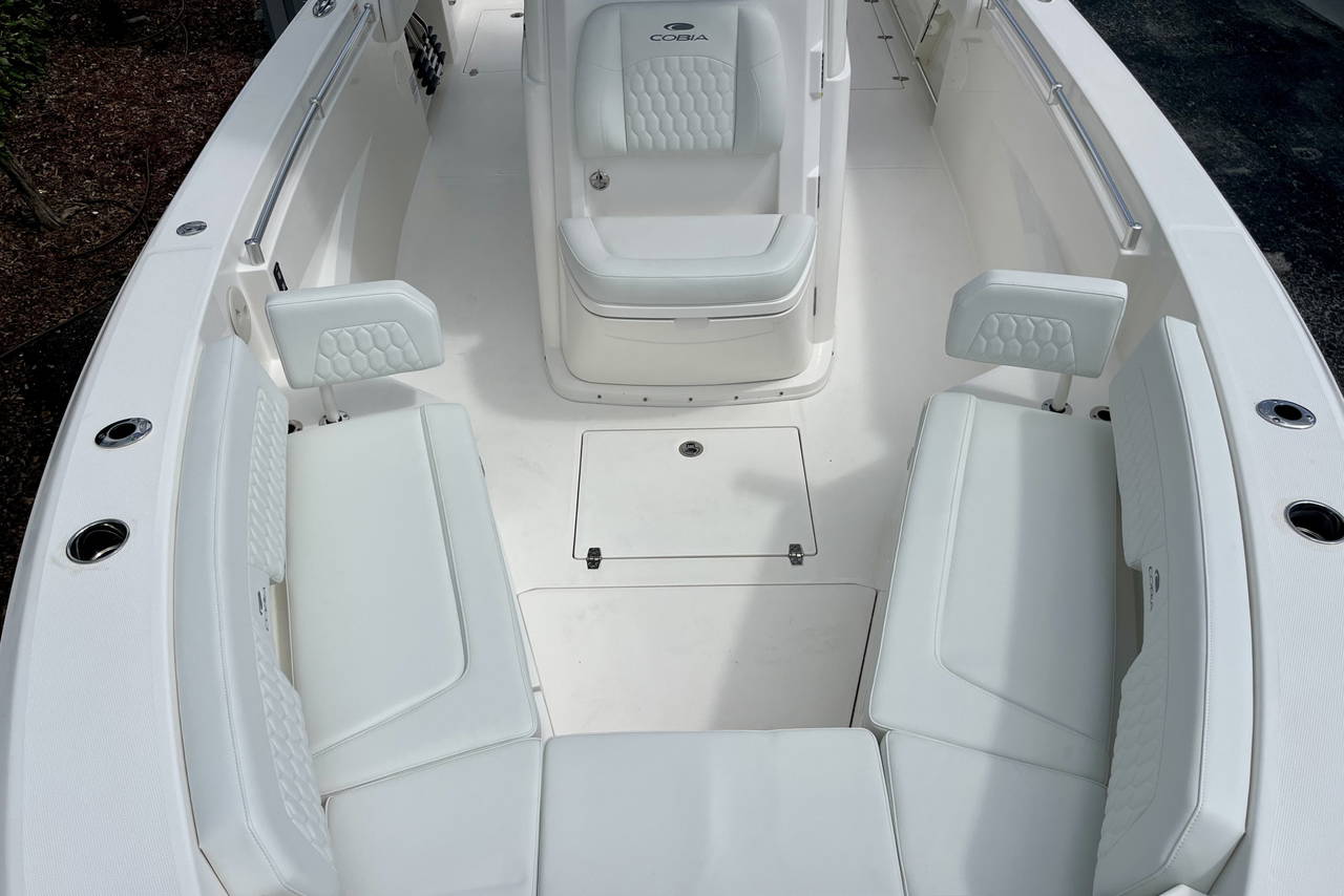 Alternative image of Cobia 285 CC in West Palm Beach, FL