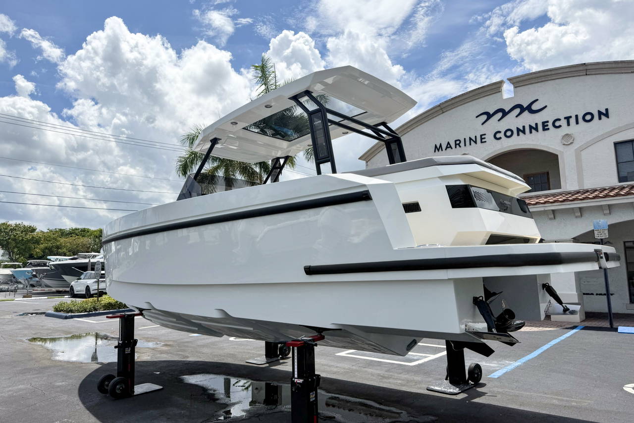 Alternative image of De Antonio D29 in West Palm Beach, FL
