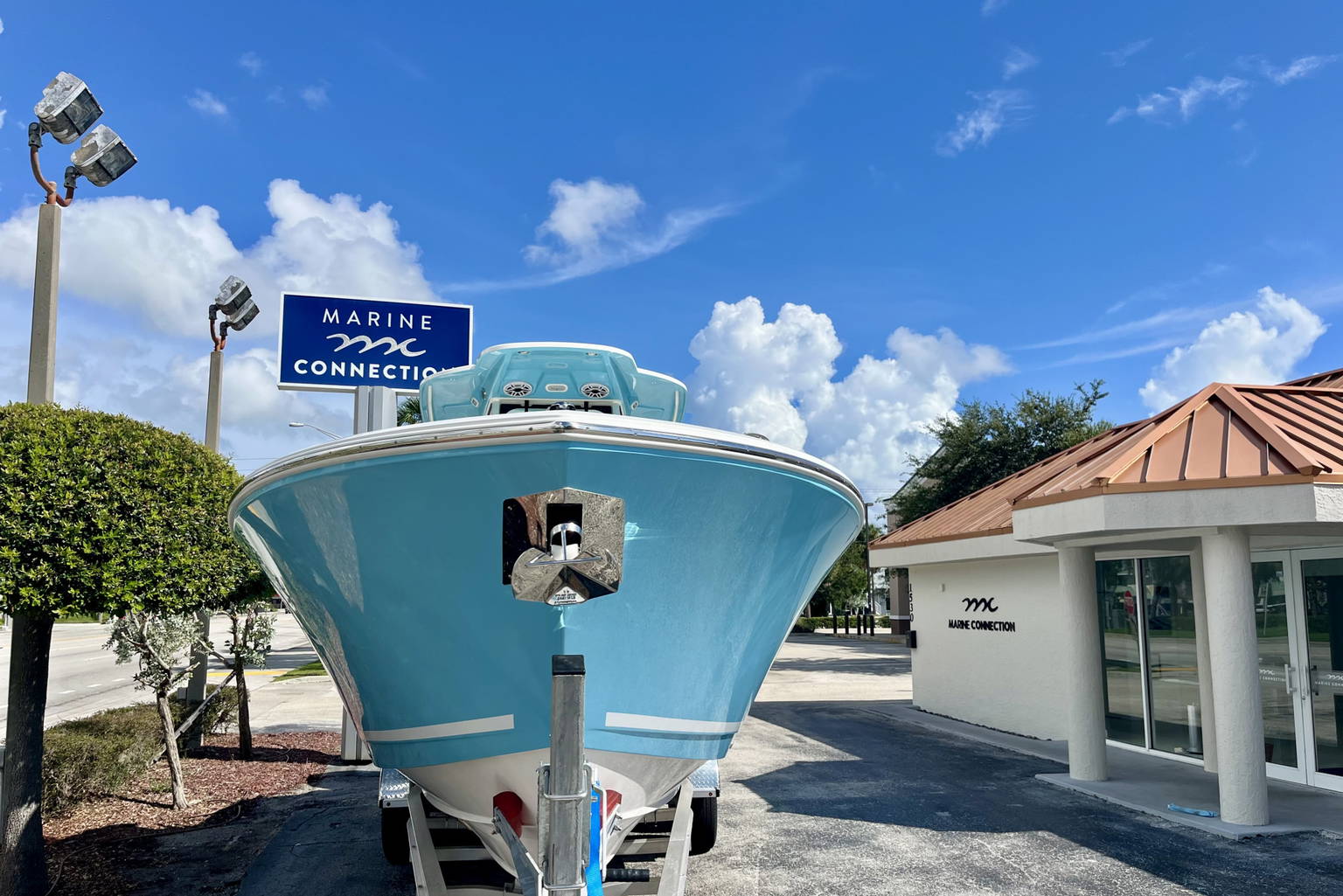 New 2027 Cobia 305 CC #L014 image 3