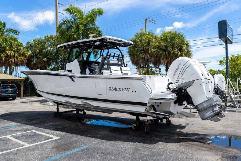 New 2023 Blackfin 332CC #C238 image 9