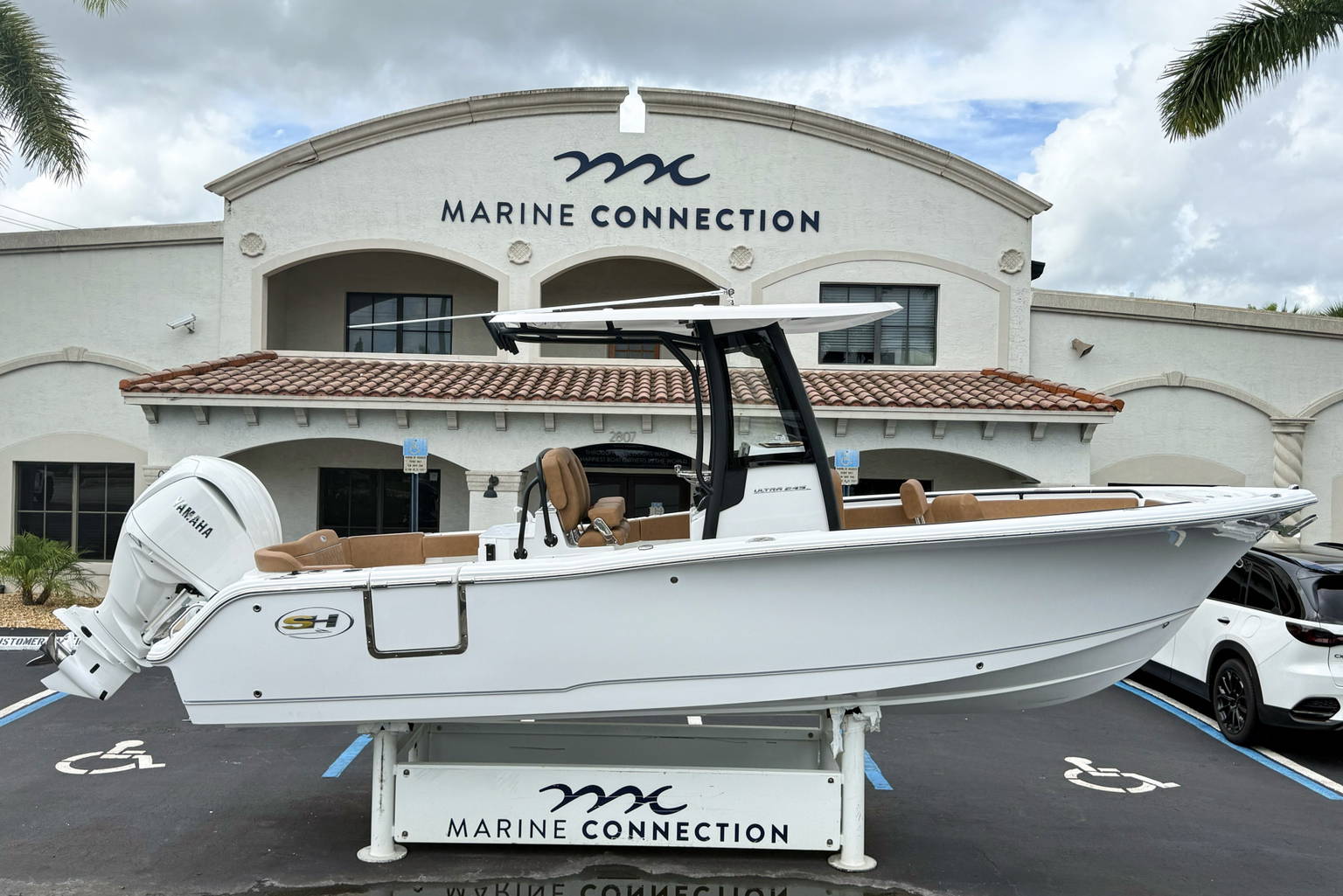New 2027 Sea Hunt Ultra 245 SE #0339 image 1