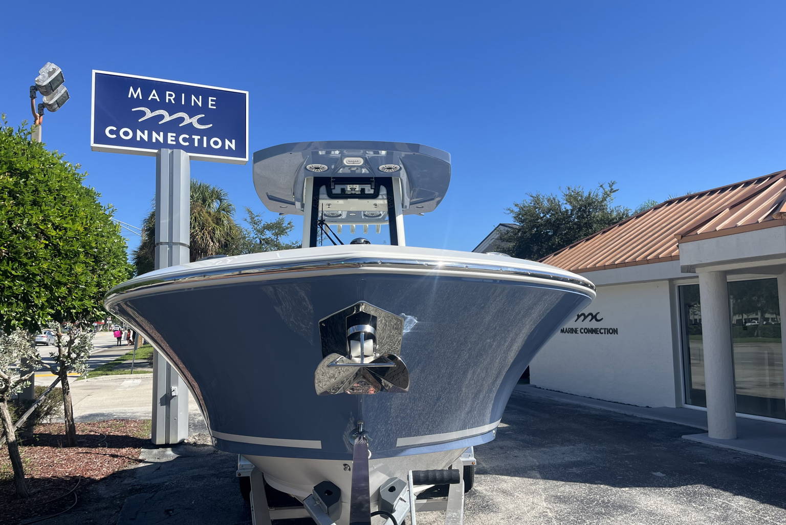 New 2027 Cobia 245 CC #M029 image 3