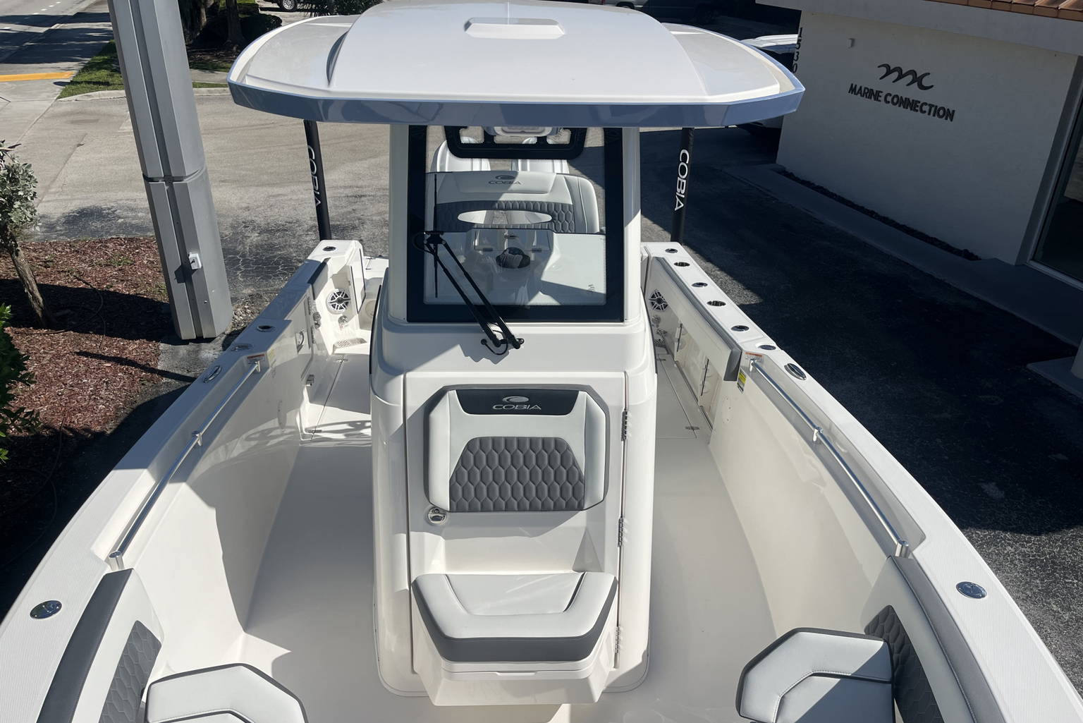 New 2027 Cobia 245 CC #M029 image 21