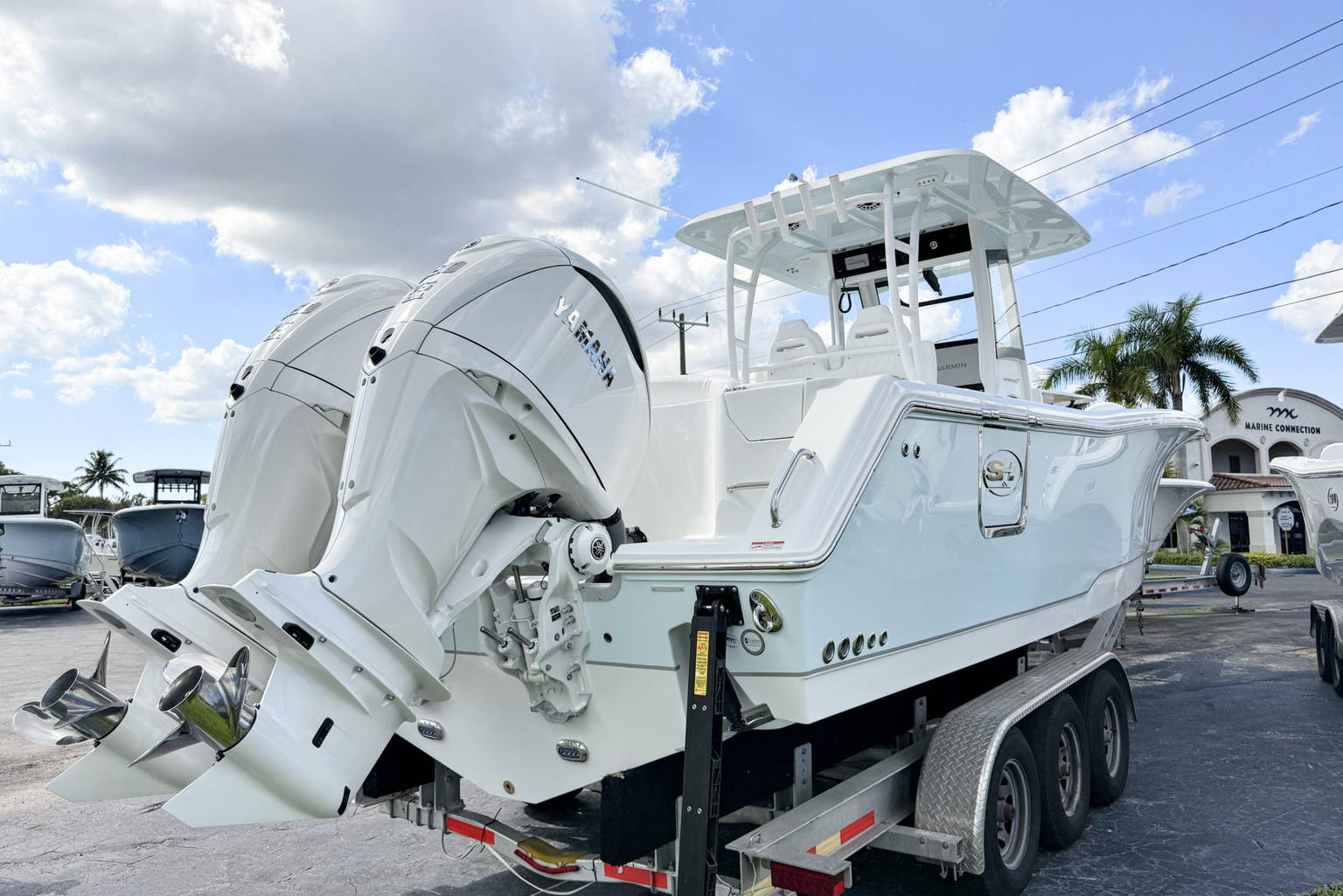 New 2027 Sea Hunt Ultra 305 SE #0023 image 2