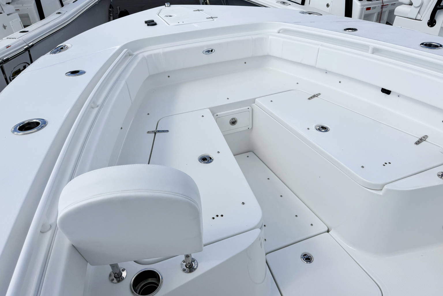New 2027 Sea Hunt Ultra 305 SE #0023 image 14