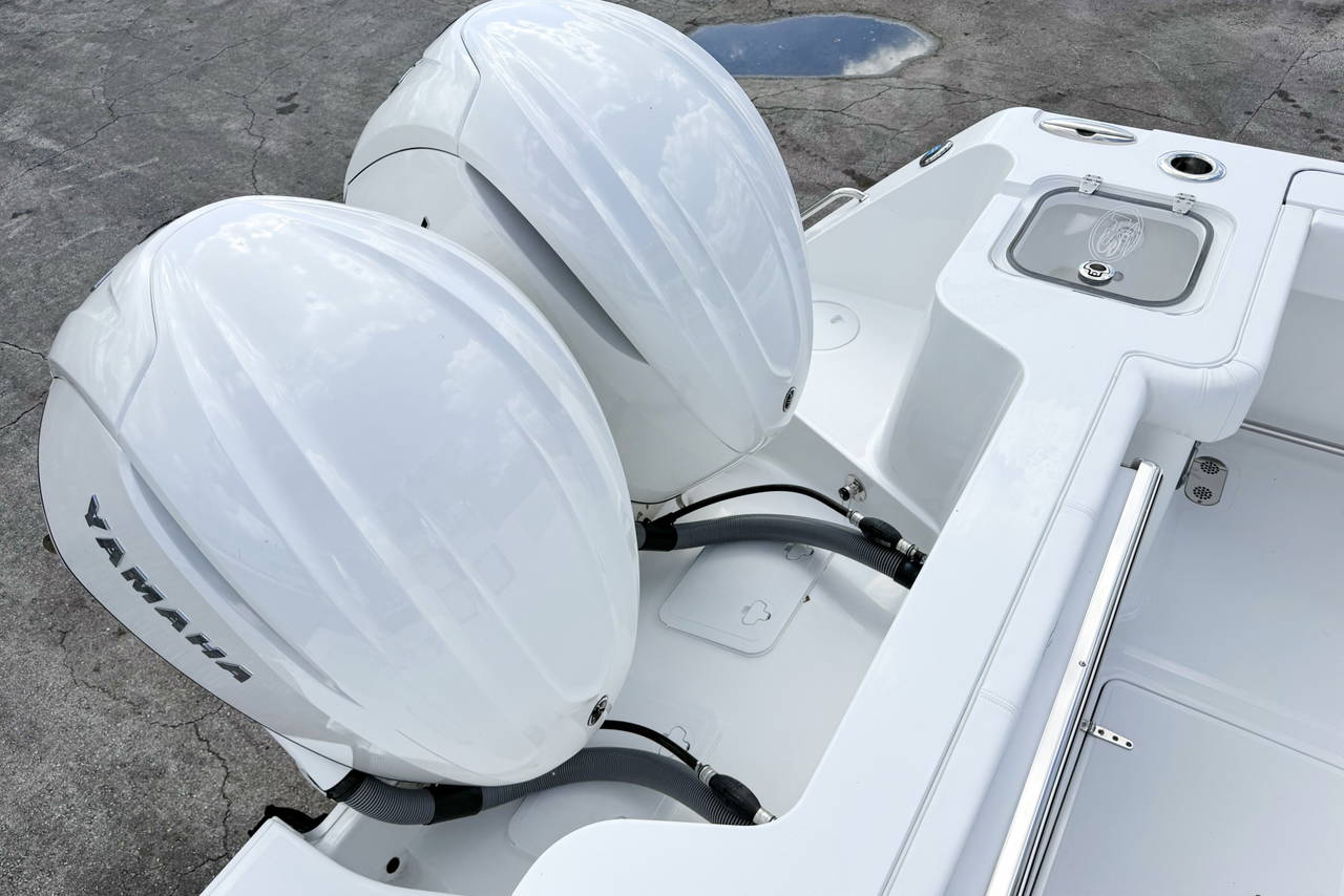 Alternative image of Sea Hunt Gamefish 30 CB in West Palm Beach, FL