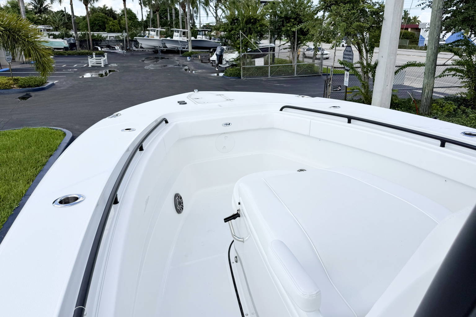 New 2027 Sea Hunt Gamefish 30 CB #0089 image 34