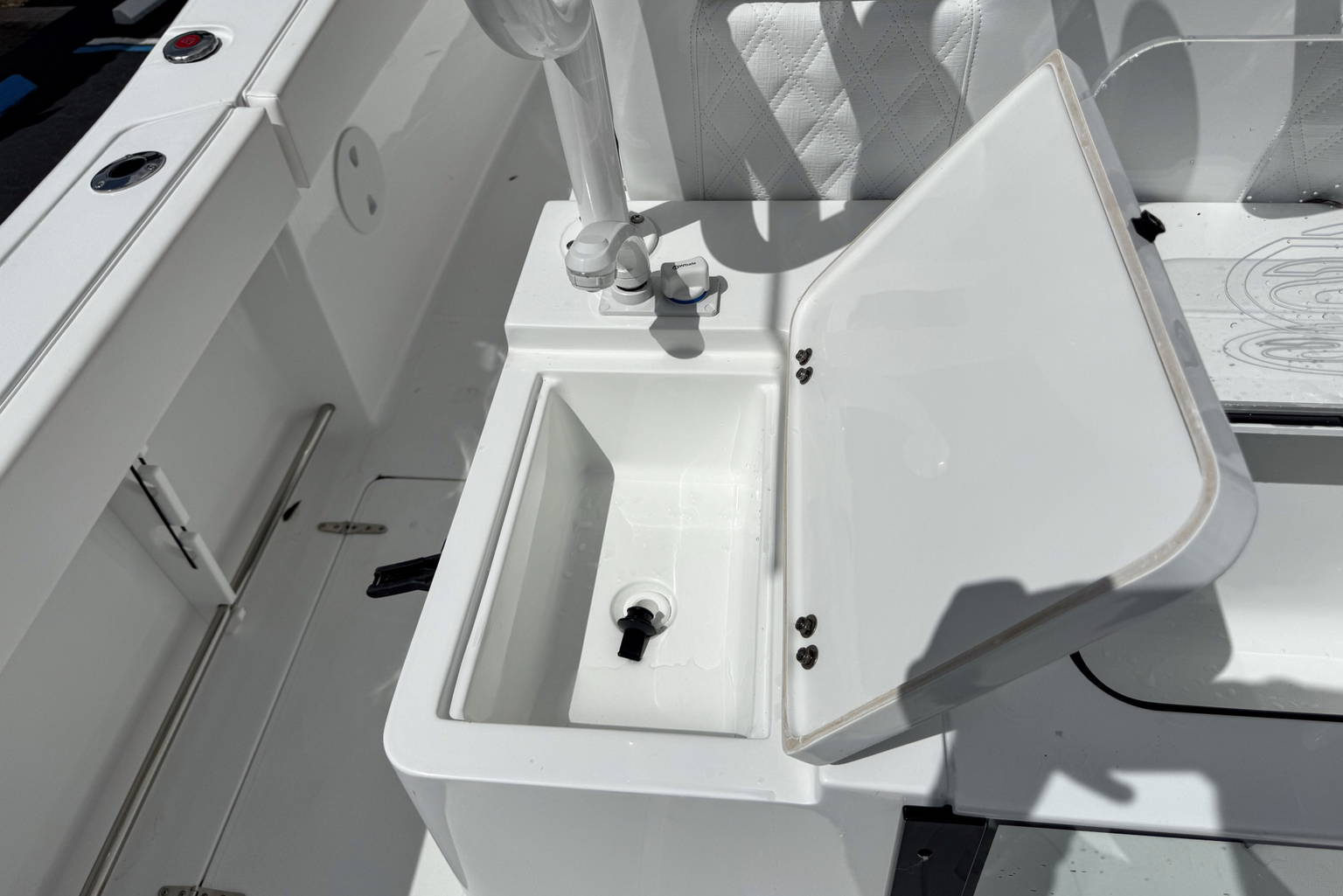 New 2027 Sea Hunt Gamefish 28 CB #0119 image 17