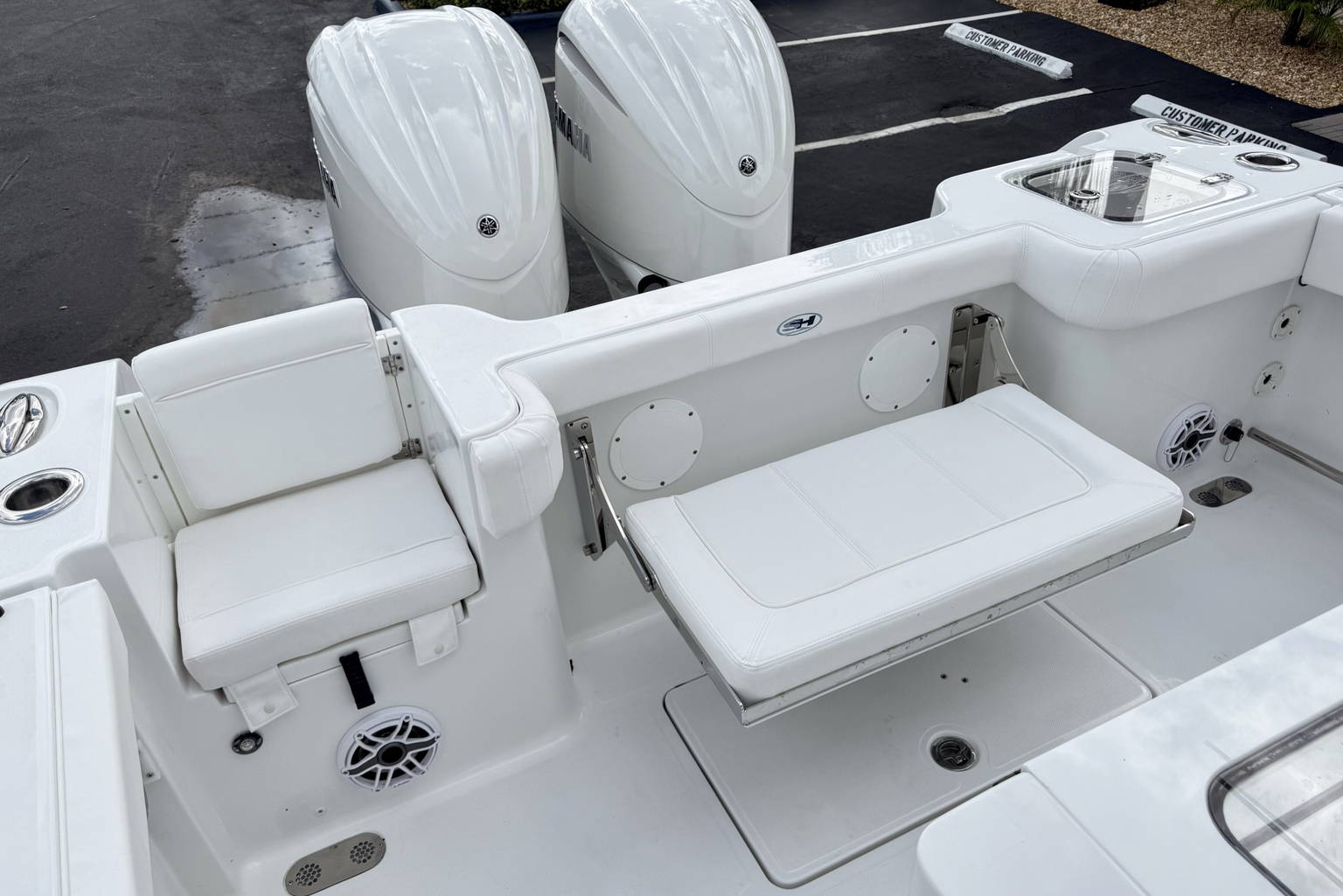 New 2027 Sea Hunt Gamefish 28 CB #0119 image 14