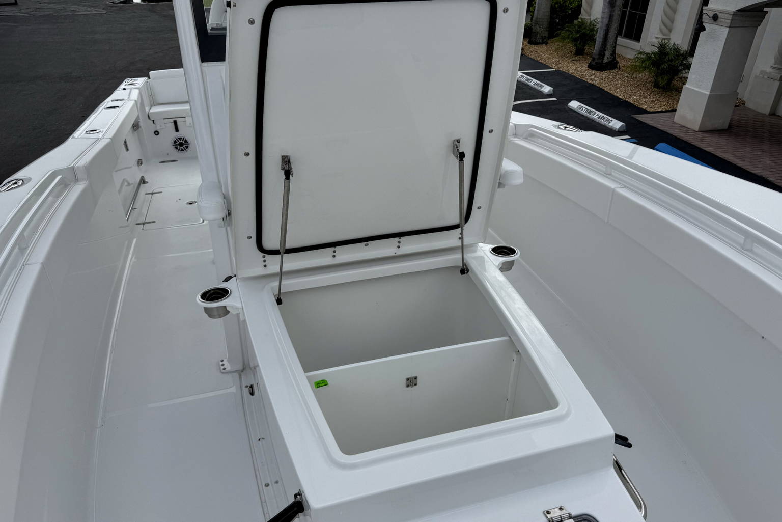 New 2027 Sea Hunt Gamefish 28 CB #0119 image 33