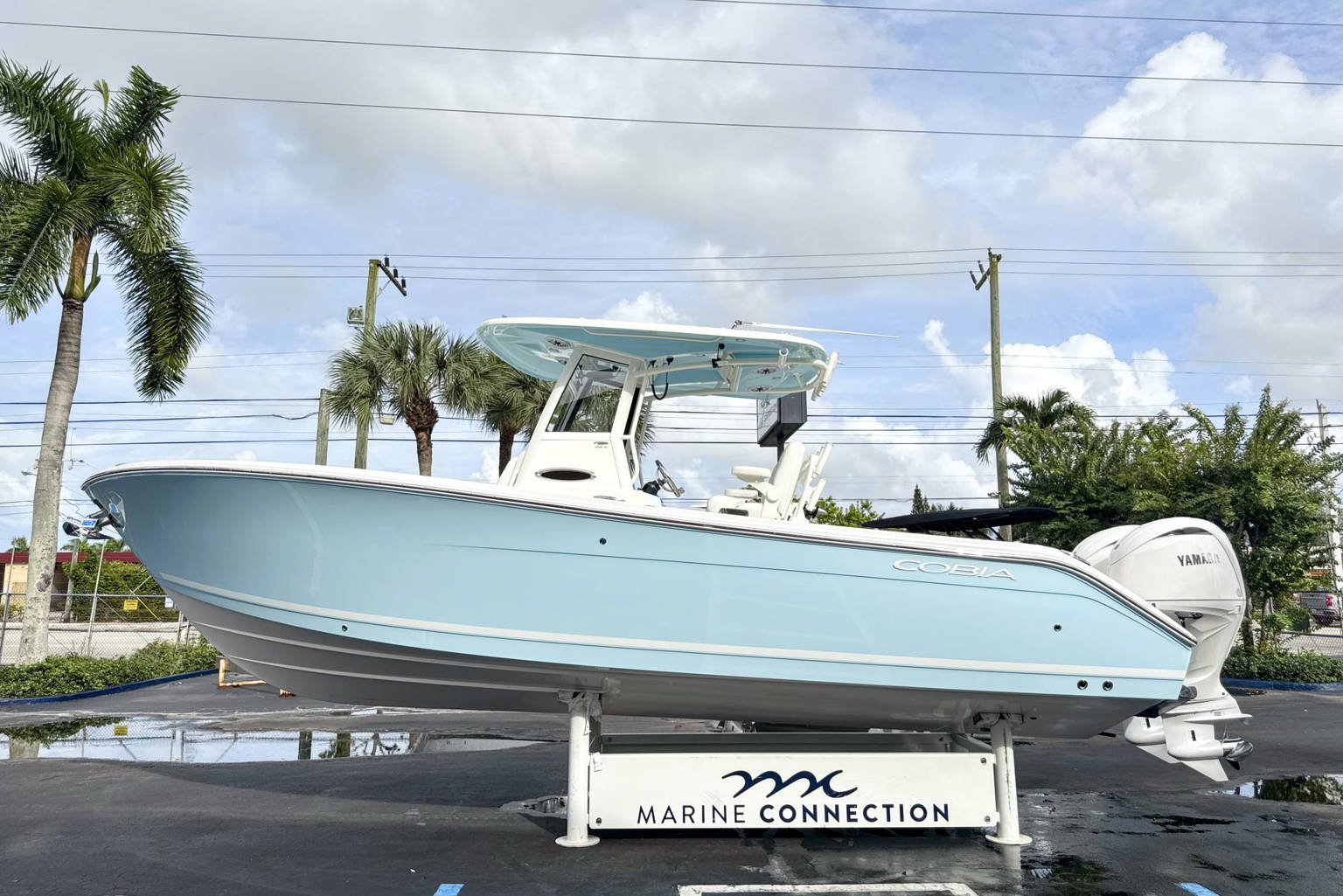 New 2027 Cobia 265 CC #G018 image 6