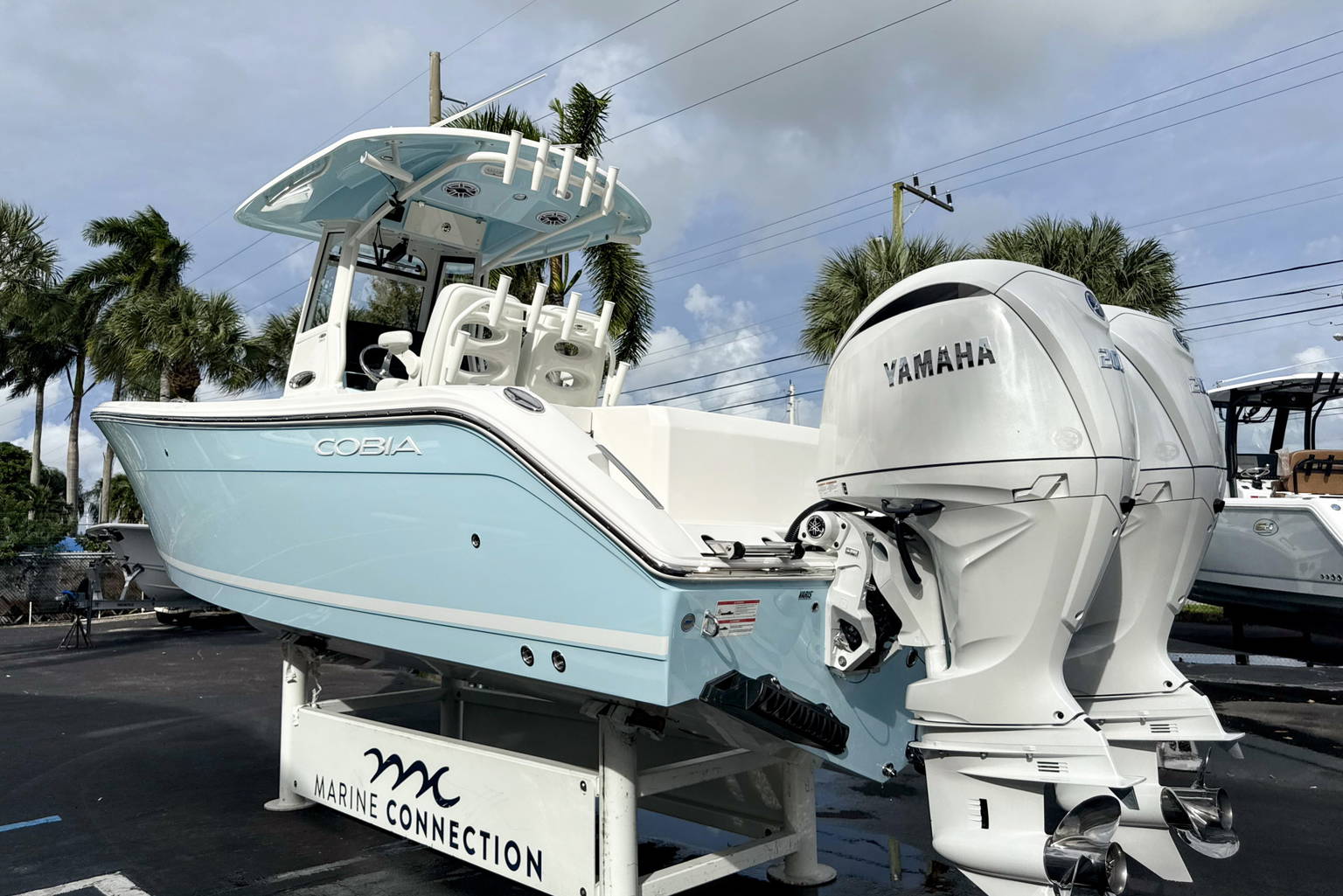 New 2027 Cobia 265 CC #G018 image 8