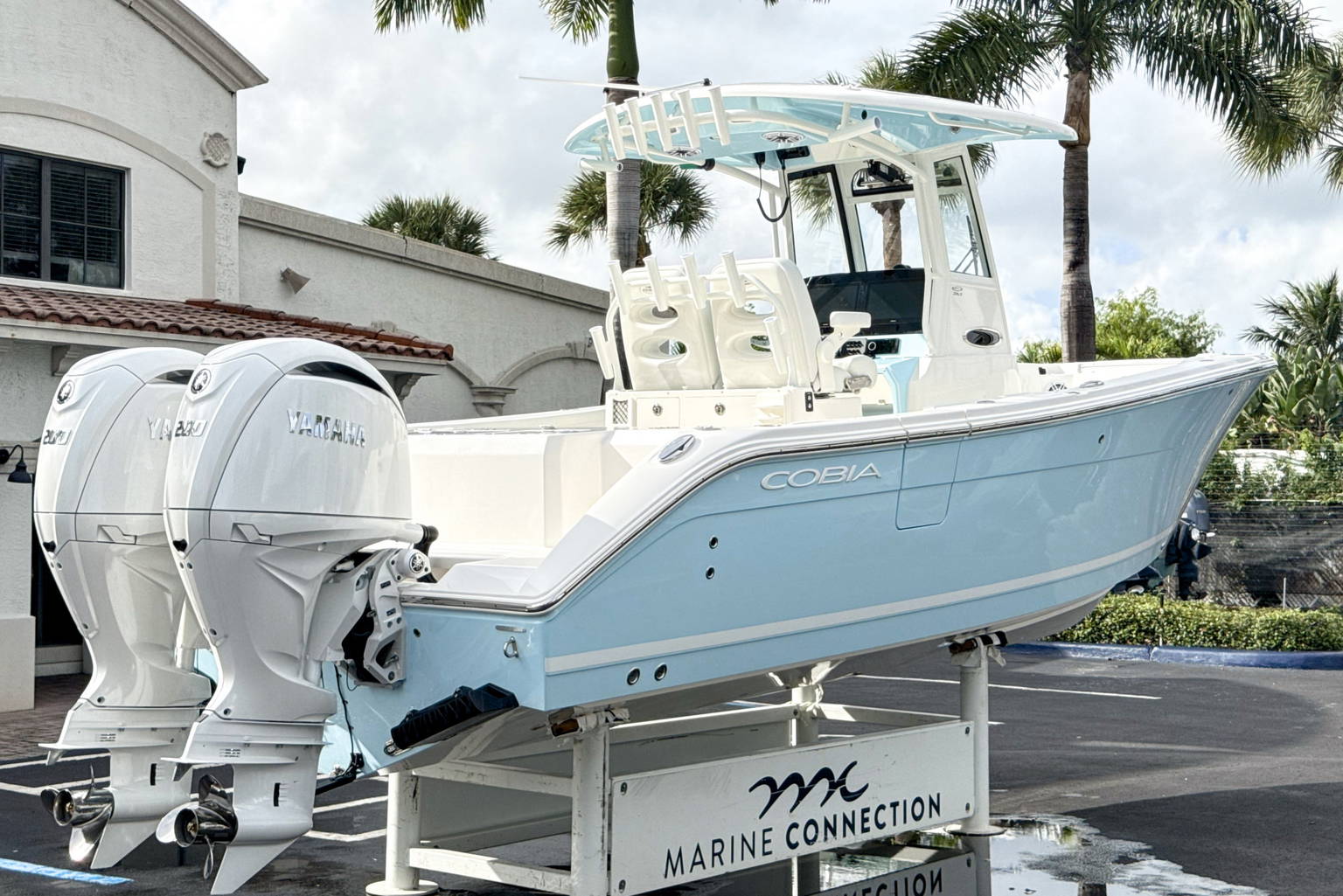 New 2027 Cobia 265 CC #G018 image 10