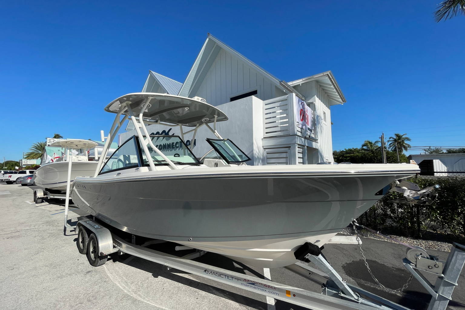 New 2022 Cobia 240 DC #E023 image 2