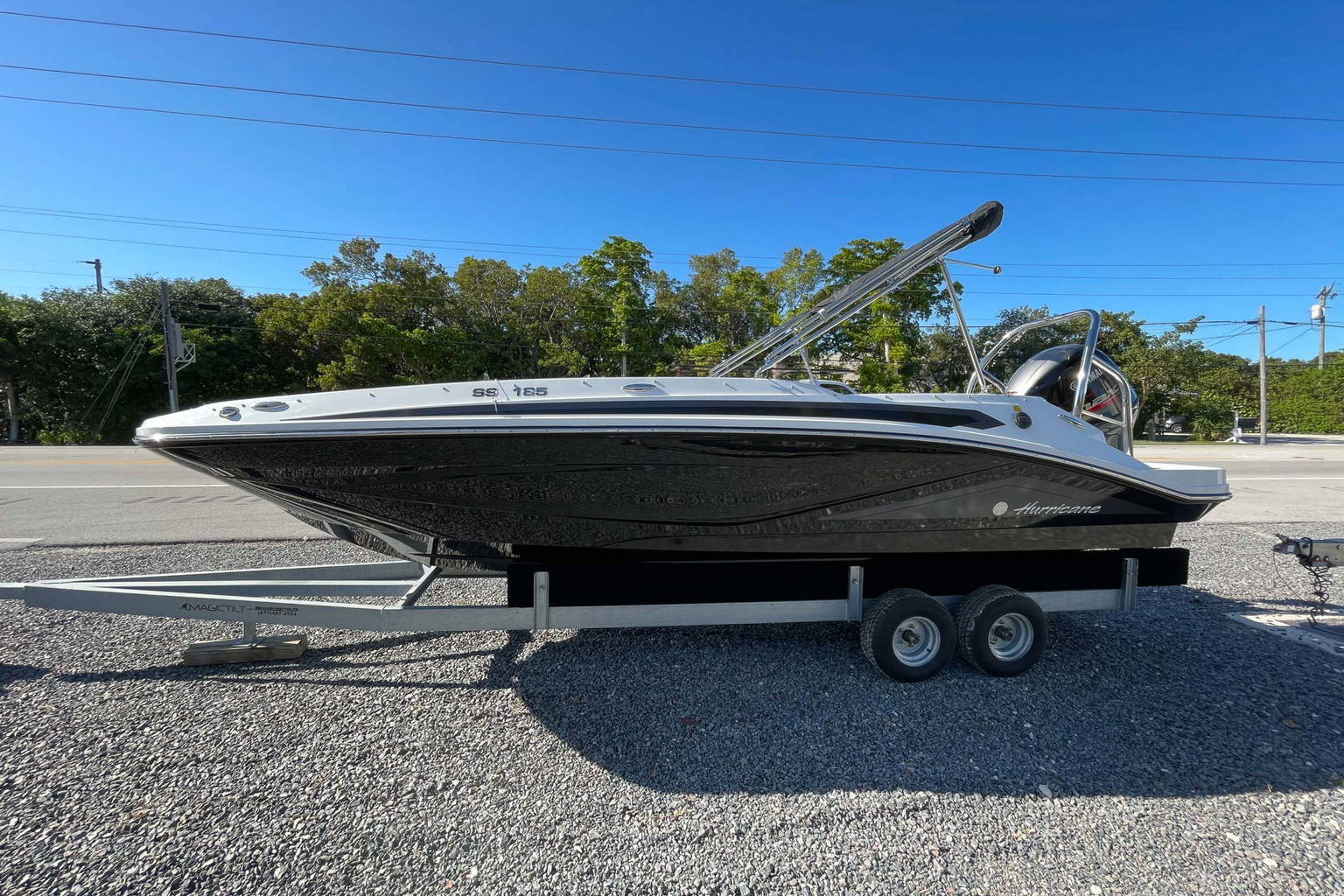 New 2022 Hurricane SunDeck Sport OB SS 185 OB #7868 image 4