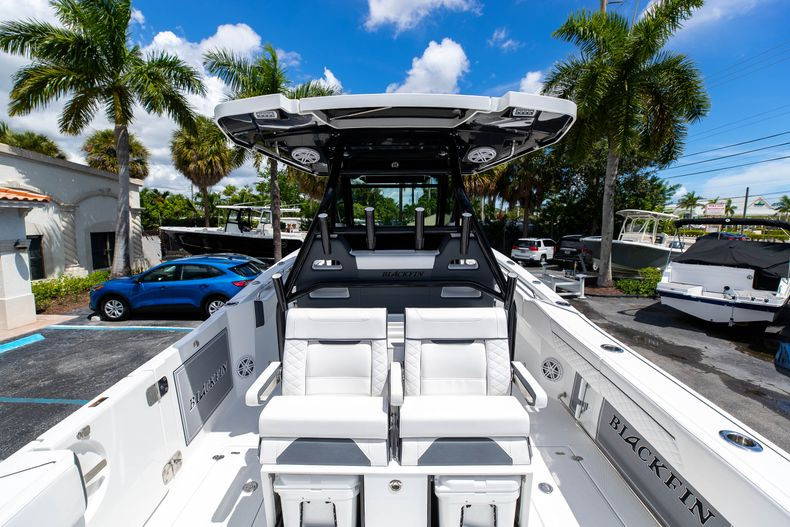 New 2023 Blackfin 332CC #C238 image 13