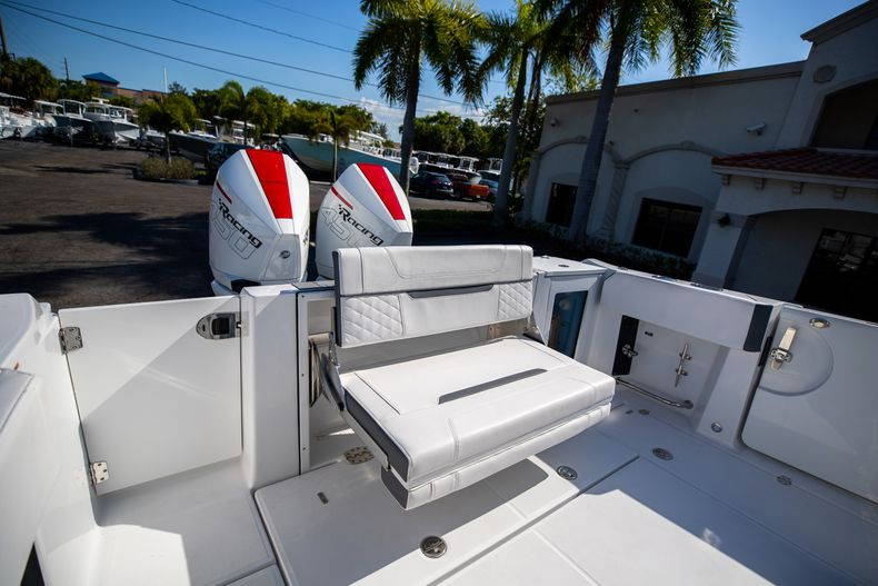 New 2023 Blackfin 332CC #C231 image 12