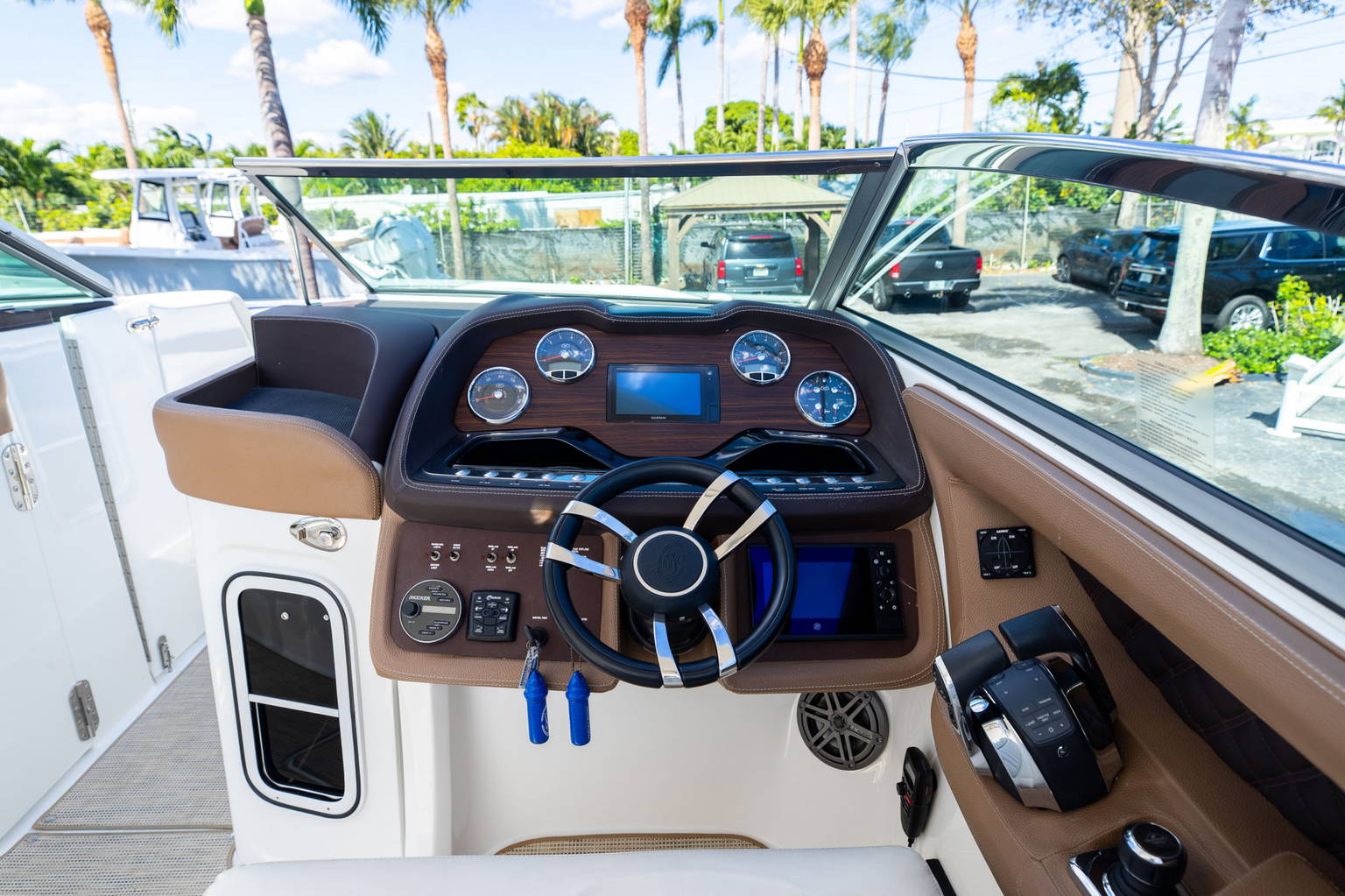 Alternative image of Cobalt 336 in West Palm Beach, FL