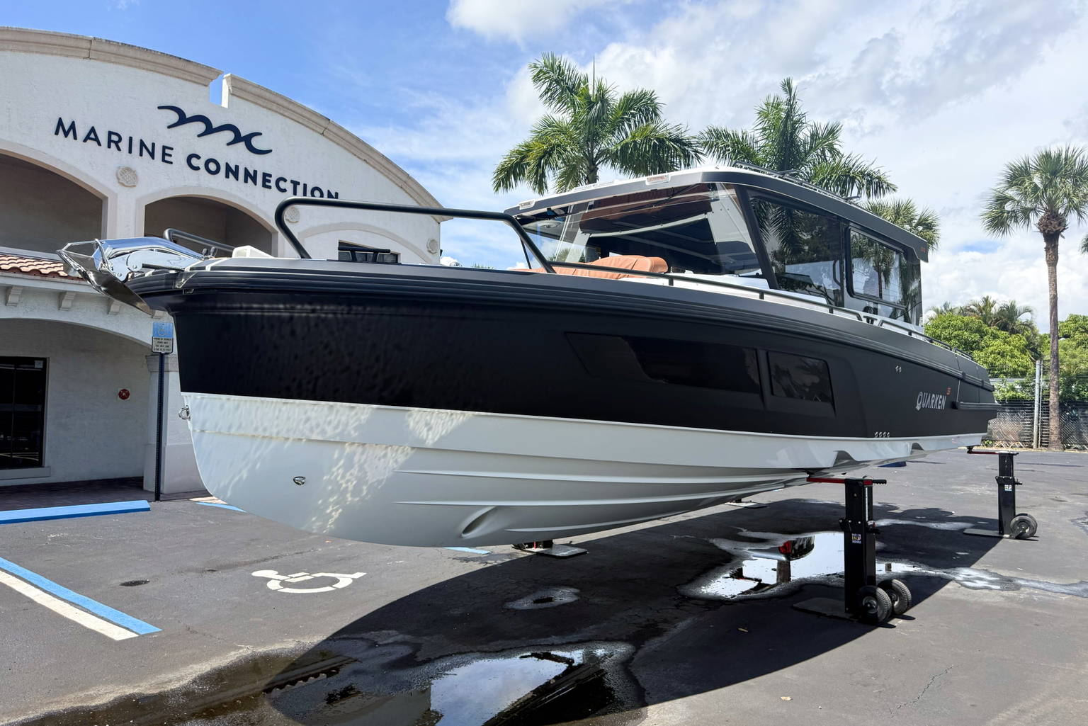New 2027 Quarken 35 Cabin Tourer ONYX #0092 image 4