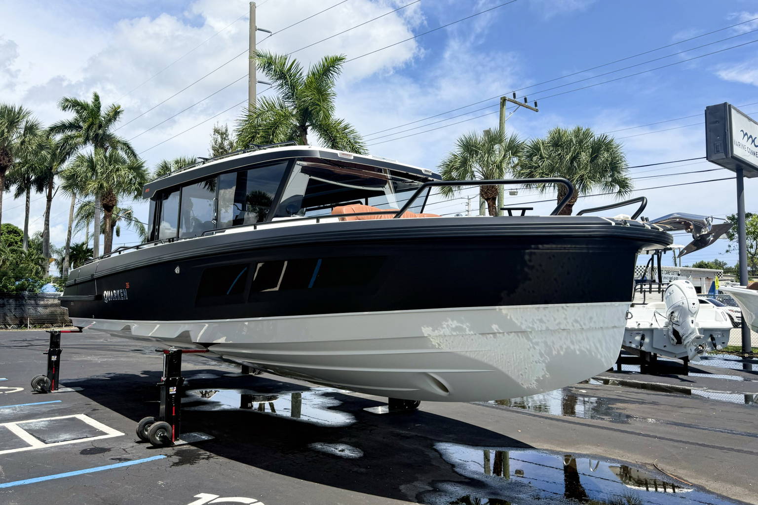 New 2027 Quarken 35 Cabin Tourer ONYX #0092 image 7