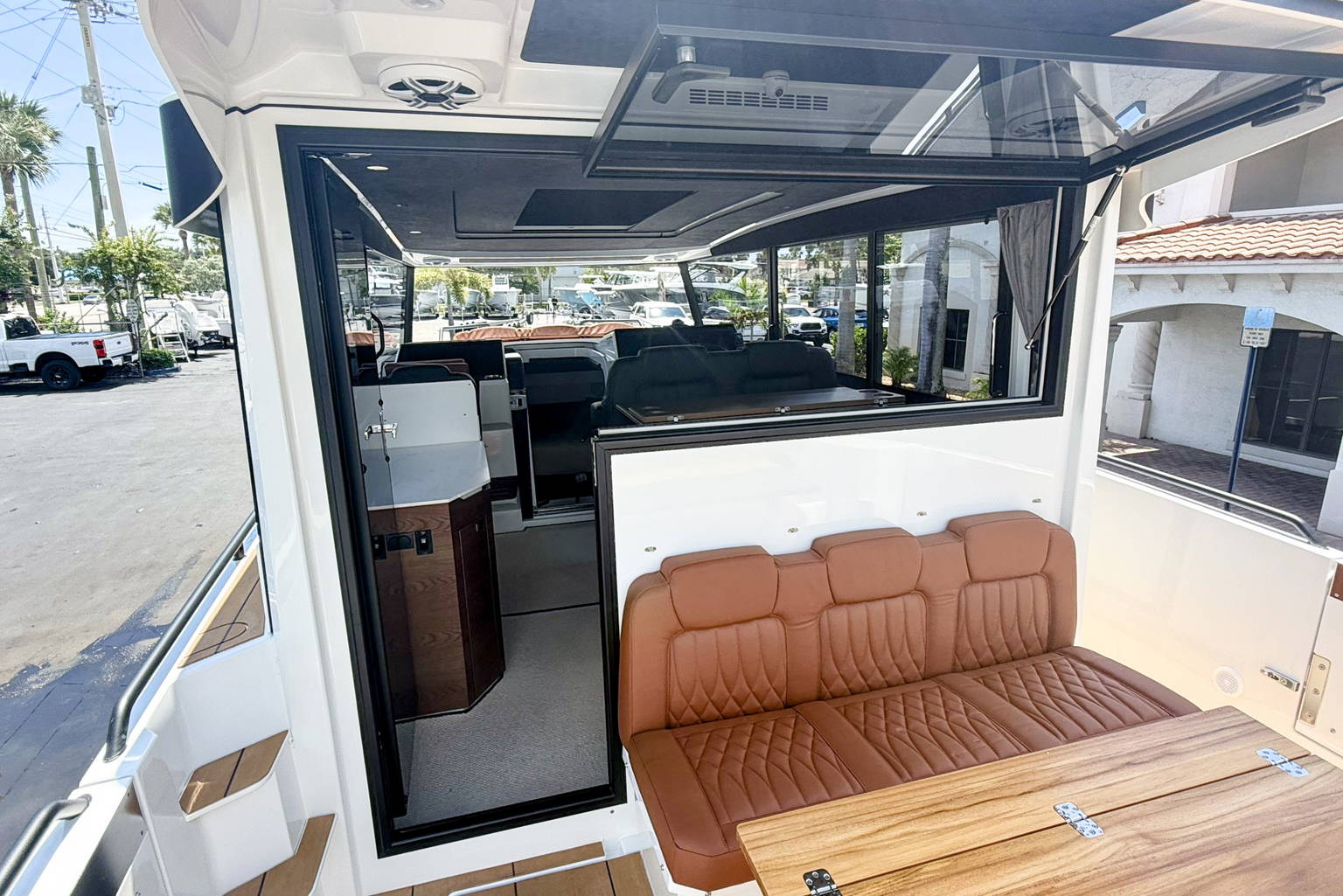 New 2027 Quarken 35 Cabin Tourer ONYX #0092 image 23