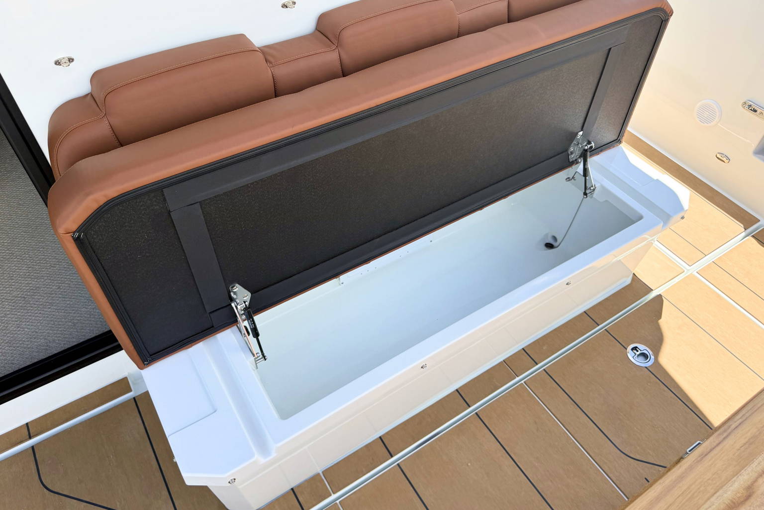 New 2027 Quarken 35 Cabin Tourer ONYX #0092 image 29