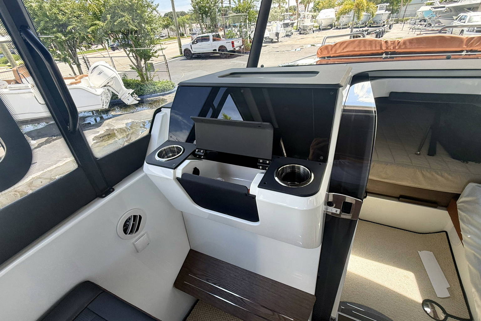 New 2027 Quarken 35 Cabin Tourer ONYX #0092 image 57