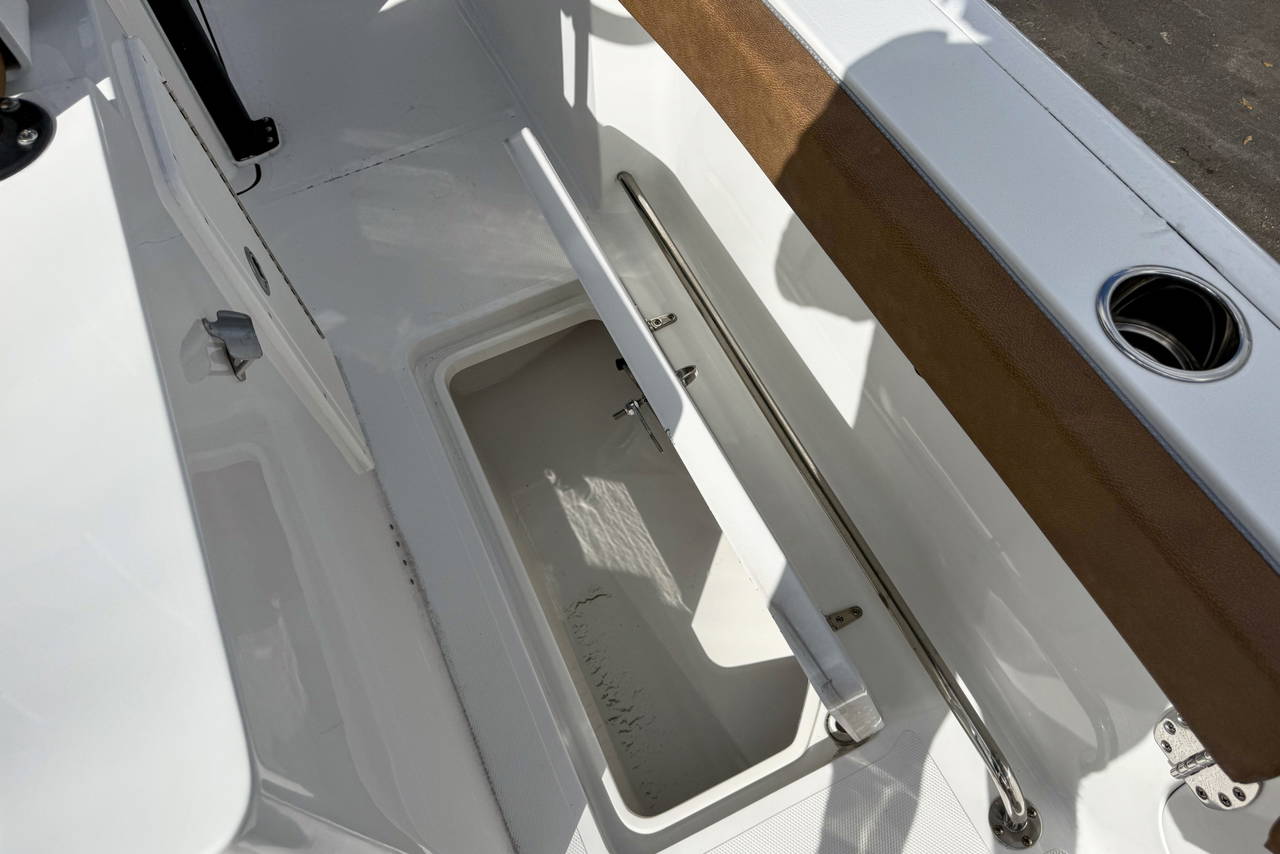 Alternative image of Sea Hunt Gamefish 28 FS in West Palm Beach, FL