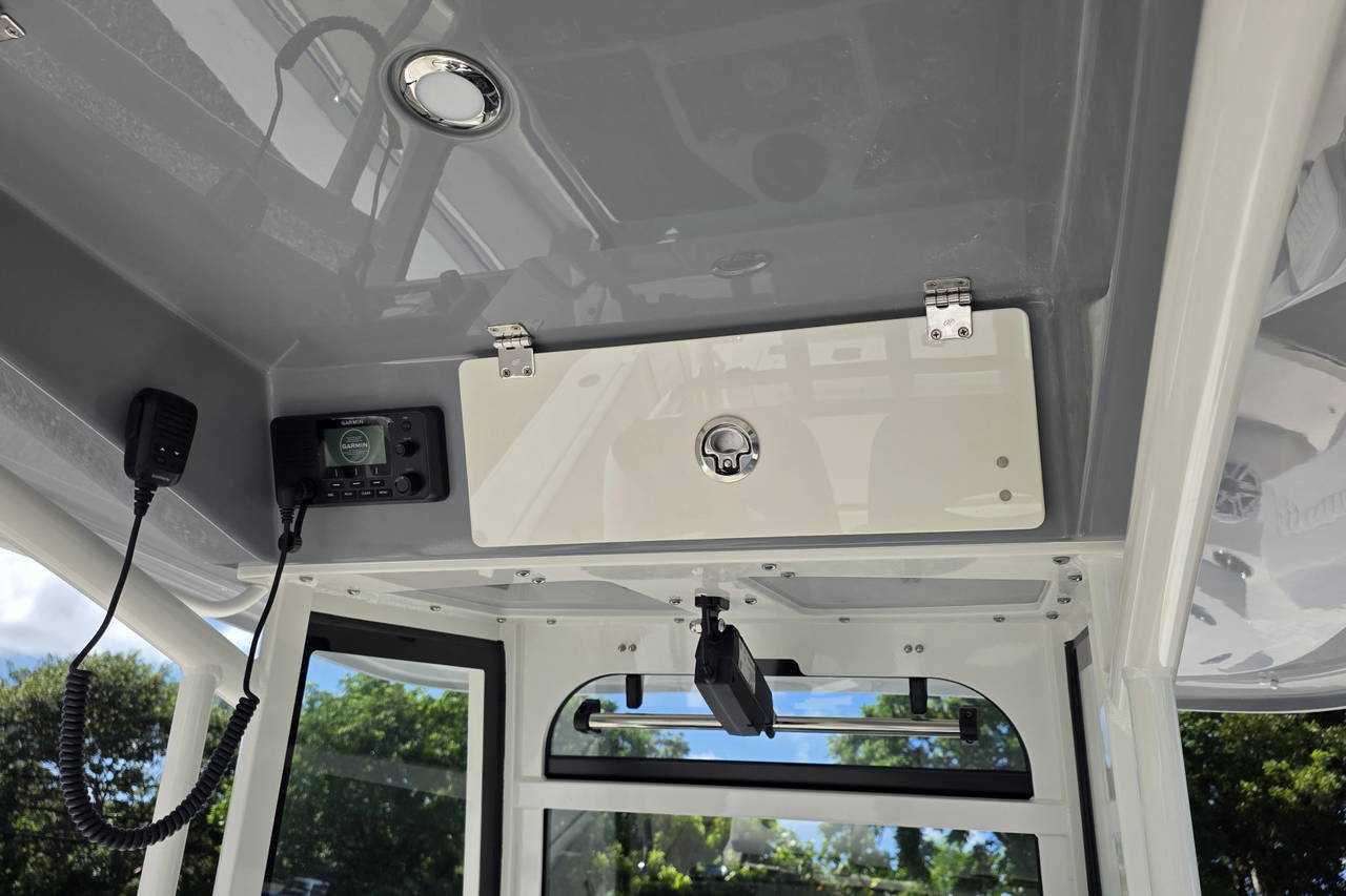 Alternative image of Cobia 285 CC in West Palm Beach, FL